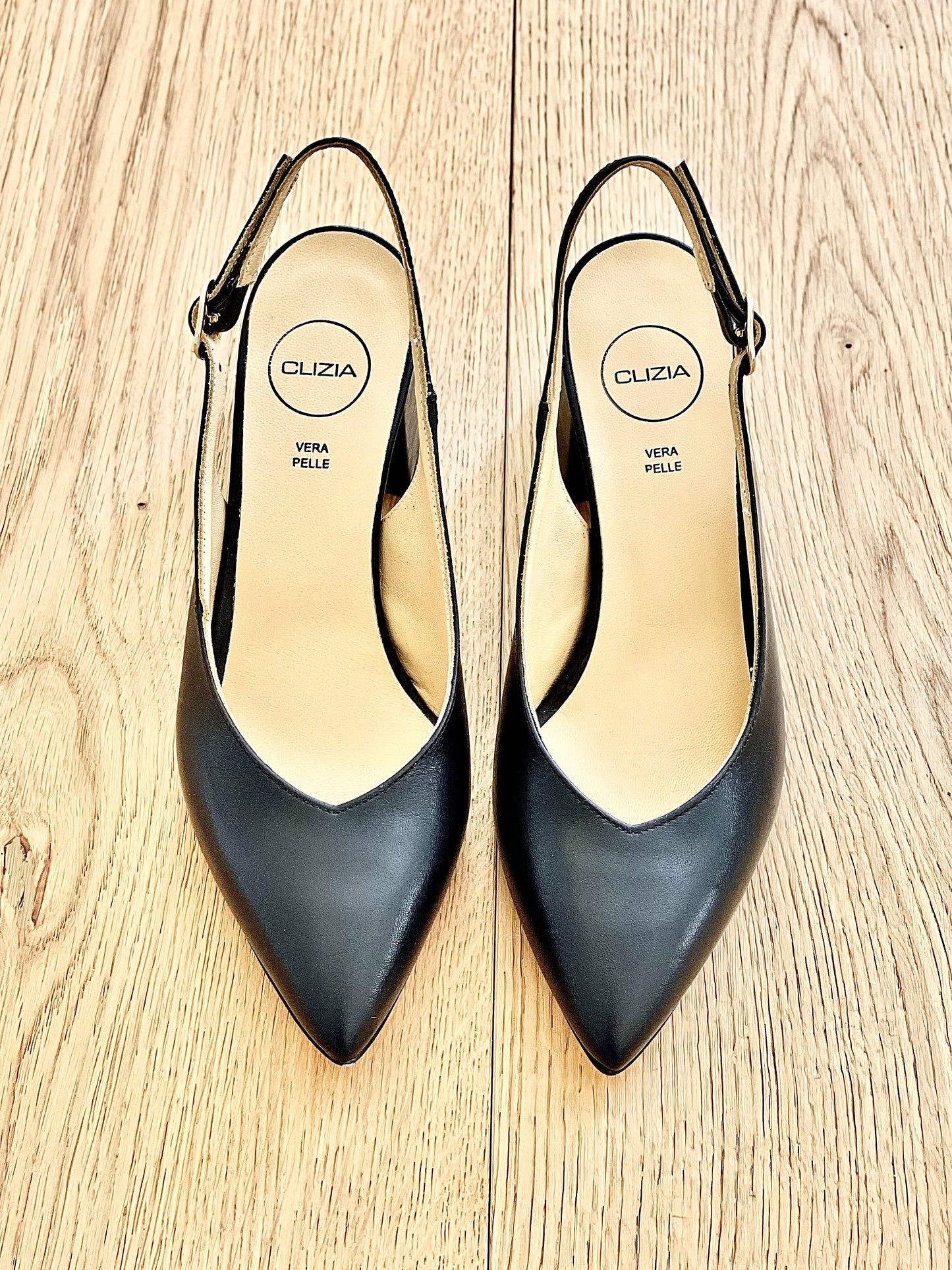 OLGA LEATHER BLACK
