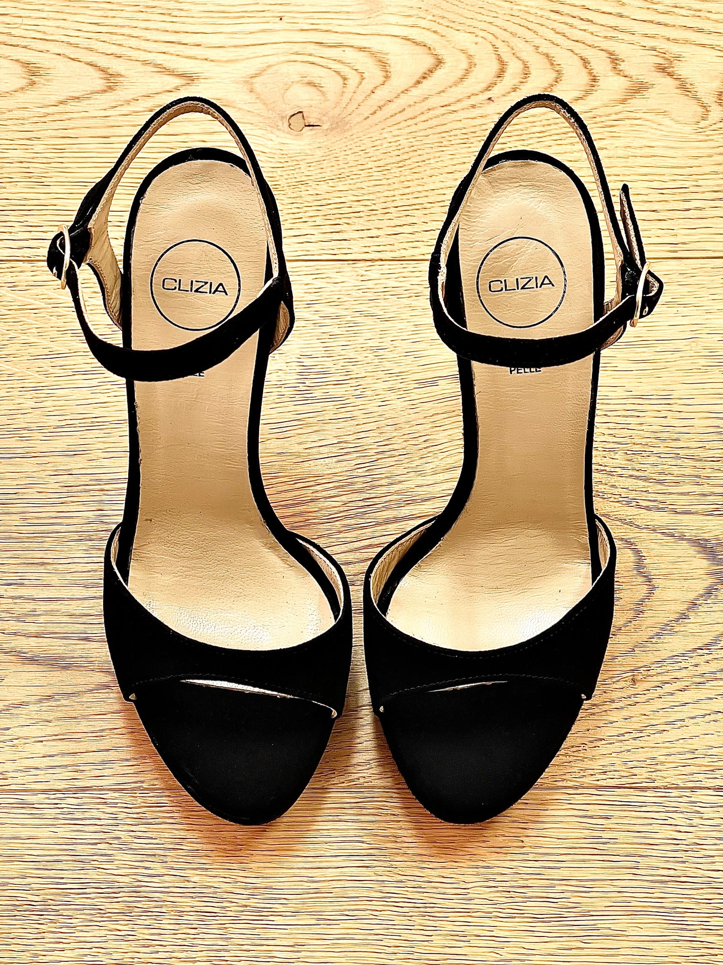 ALISA BLACK SUEDE