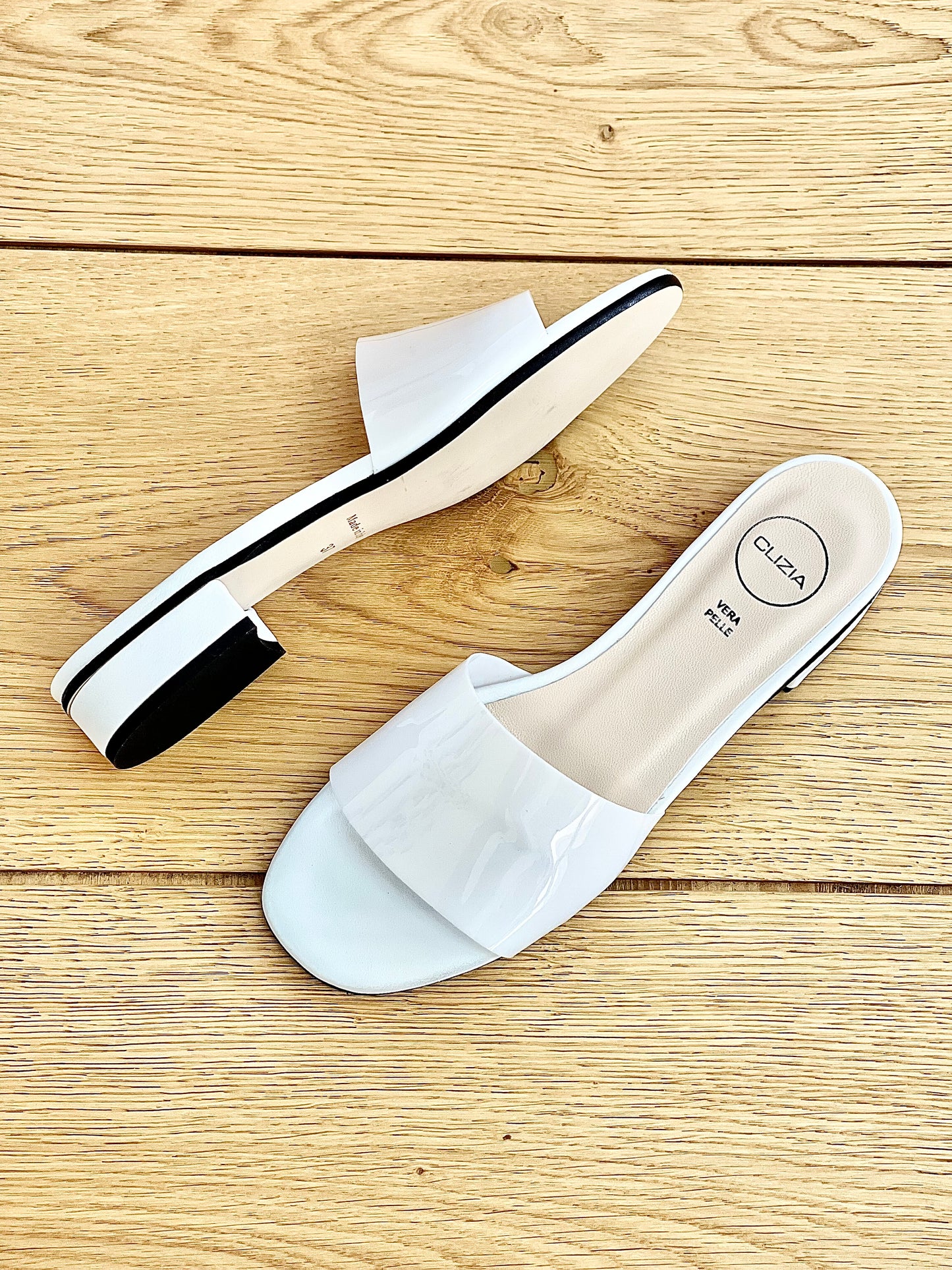 MANHATTAN PVC WHITE