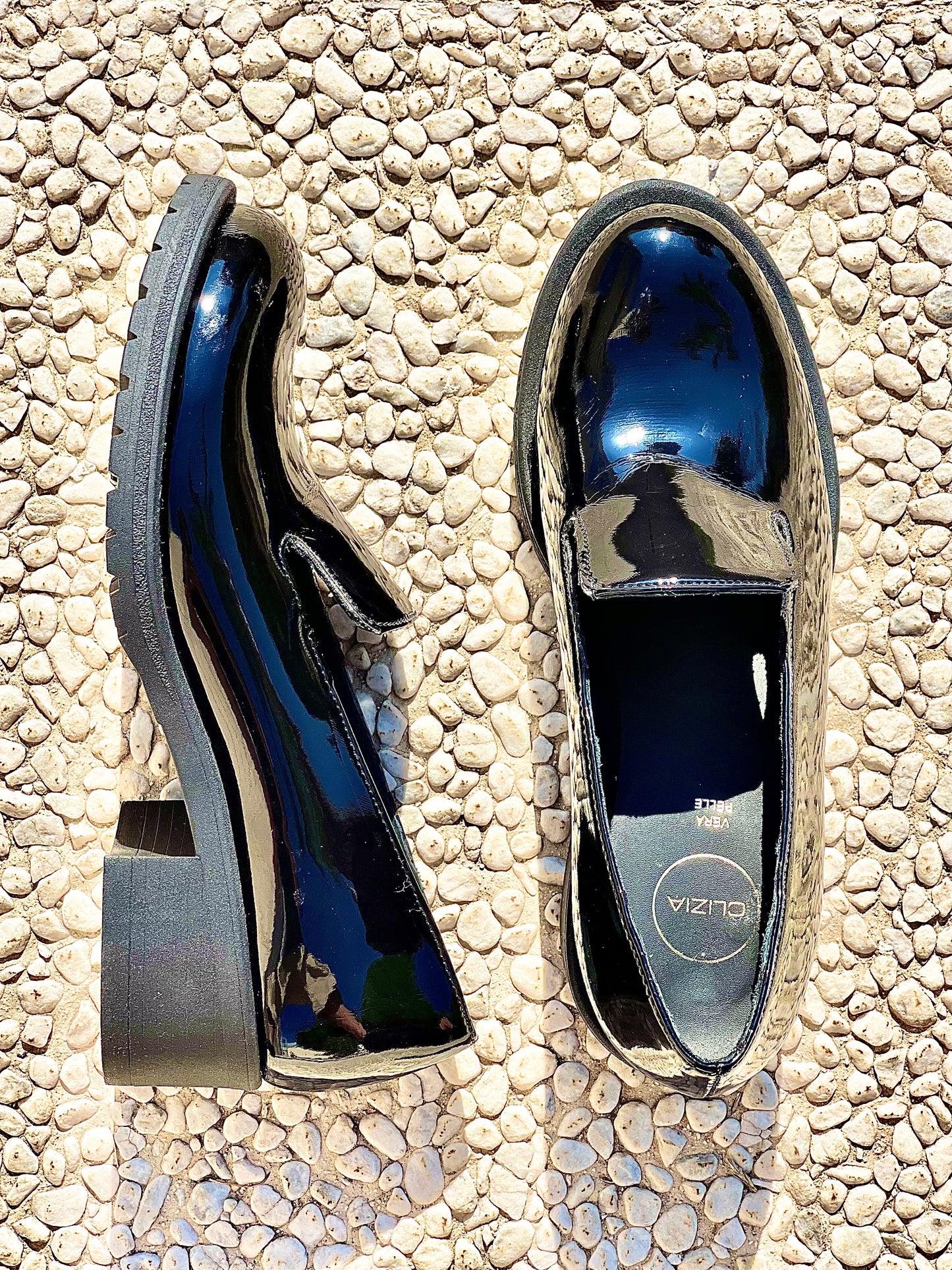 KIKO BLACK PATENT LEATHER