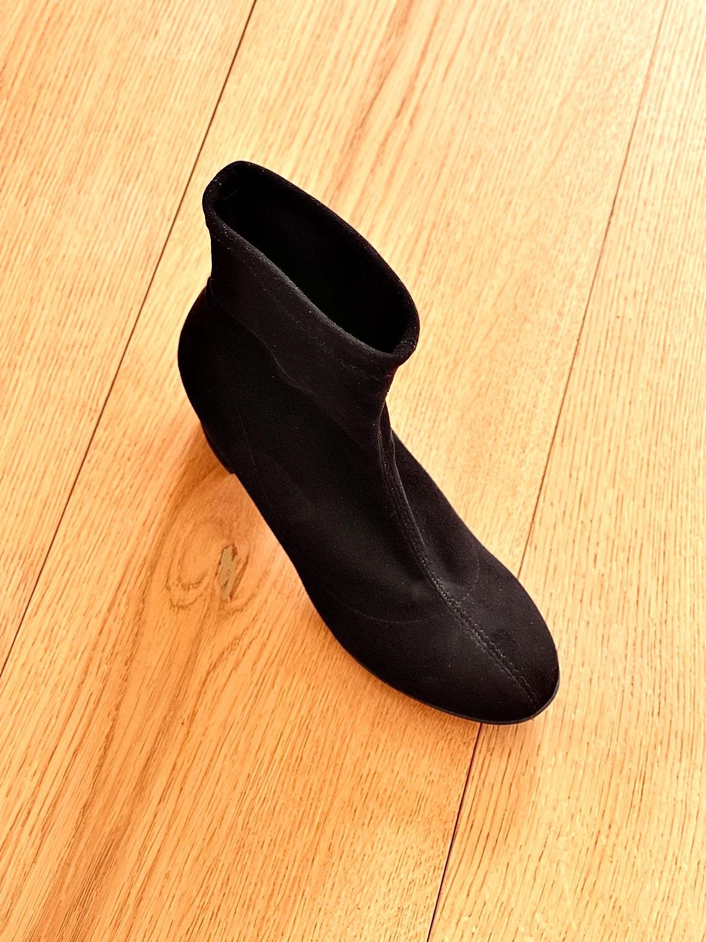 GENERATION BLACK SUEDE