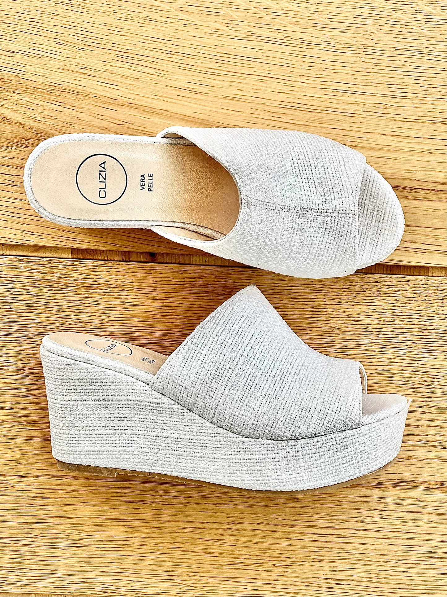 MOIRA CANVAS WHITE