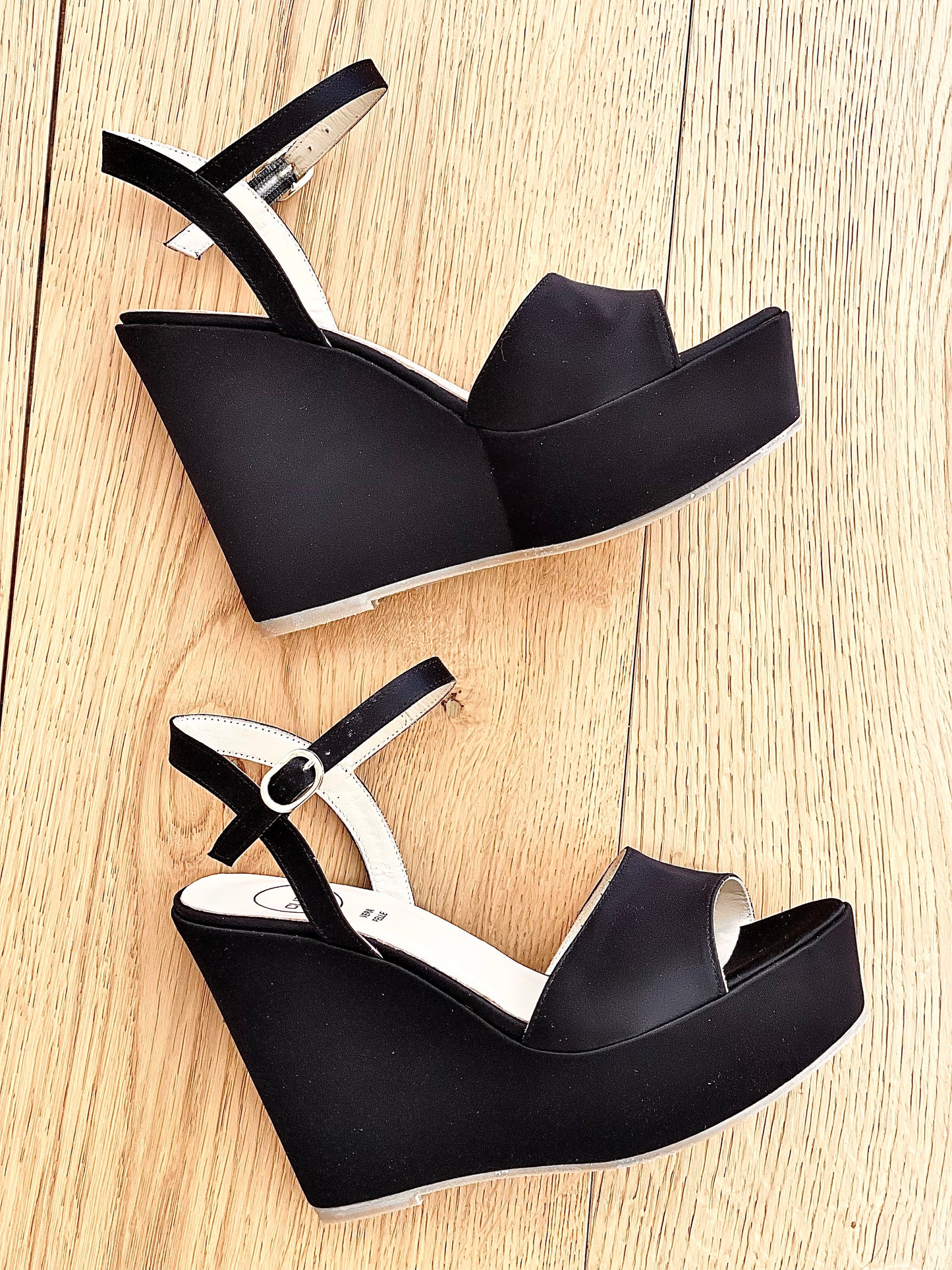 PAM BLACK SATIN