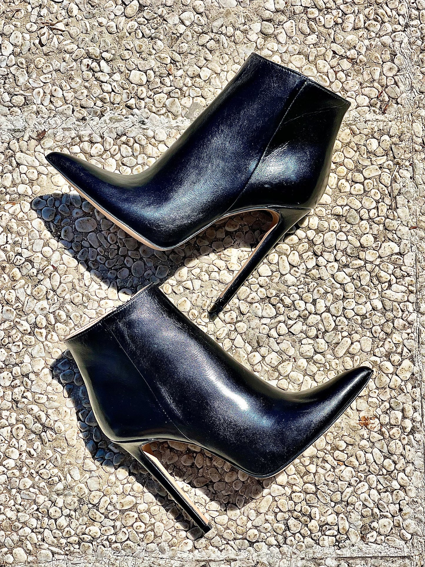 TITA LEATHER BLACK