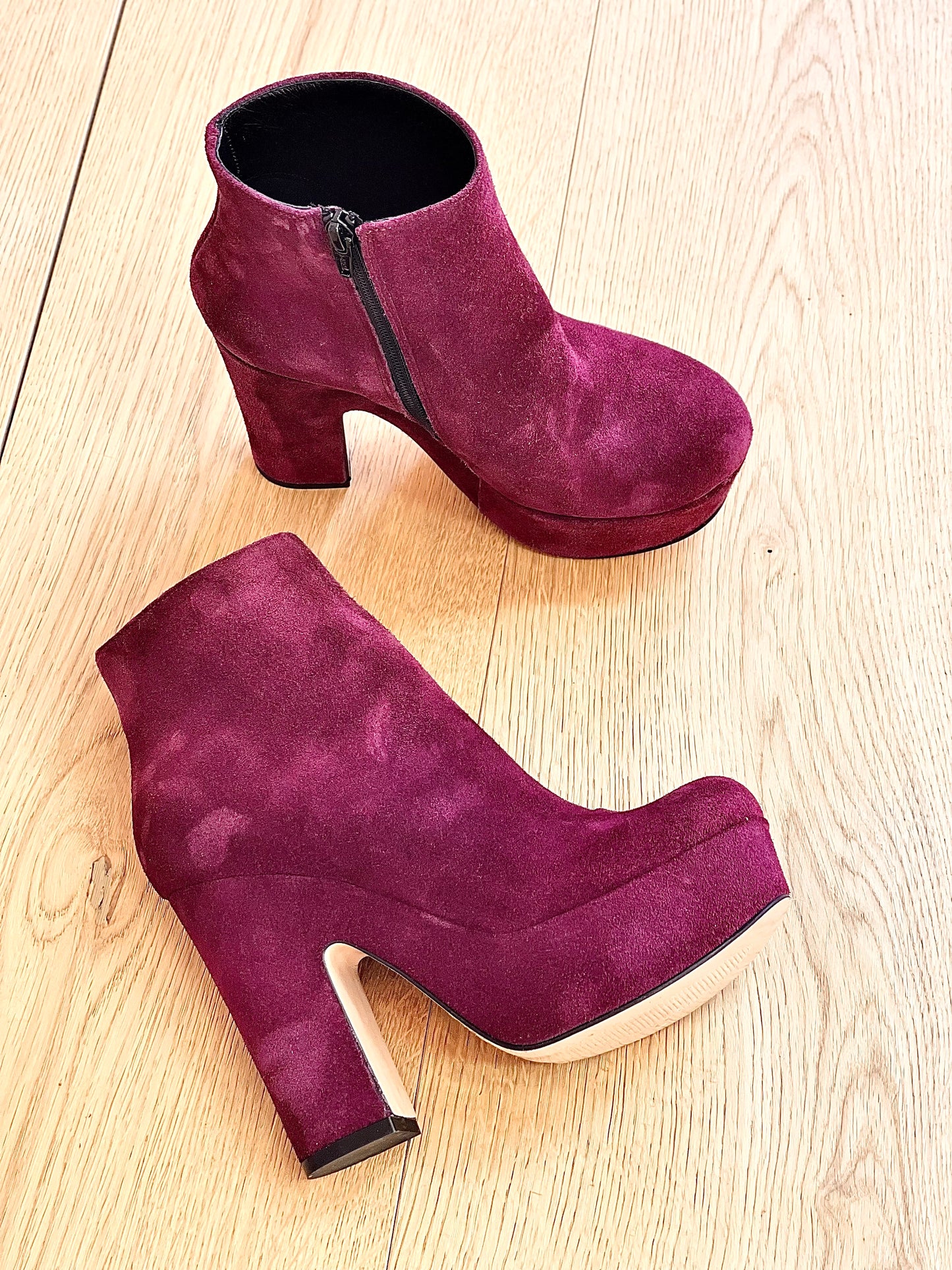 TURAN BURGUNDY SUEDE