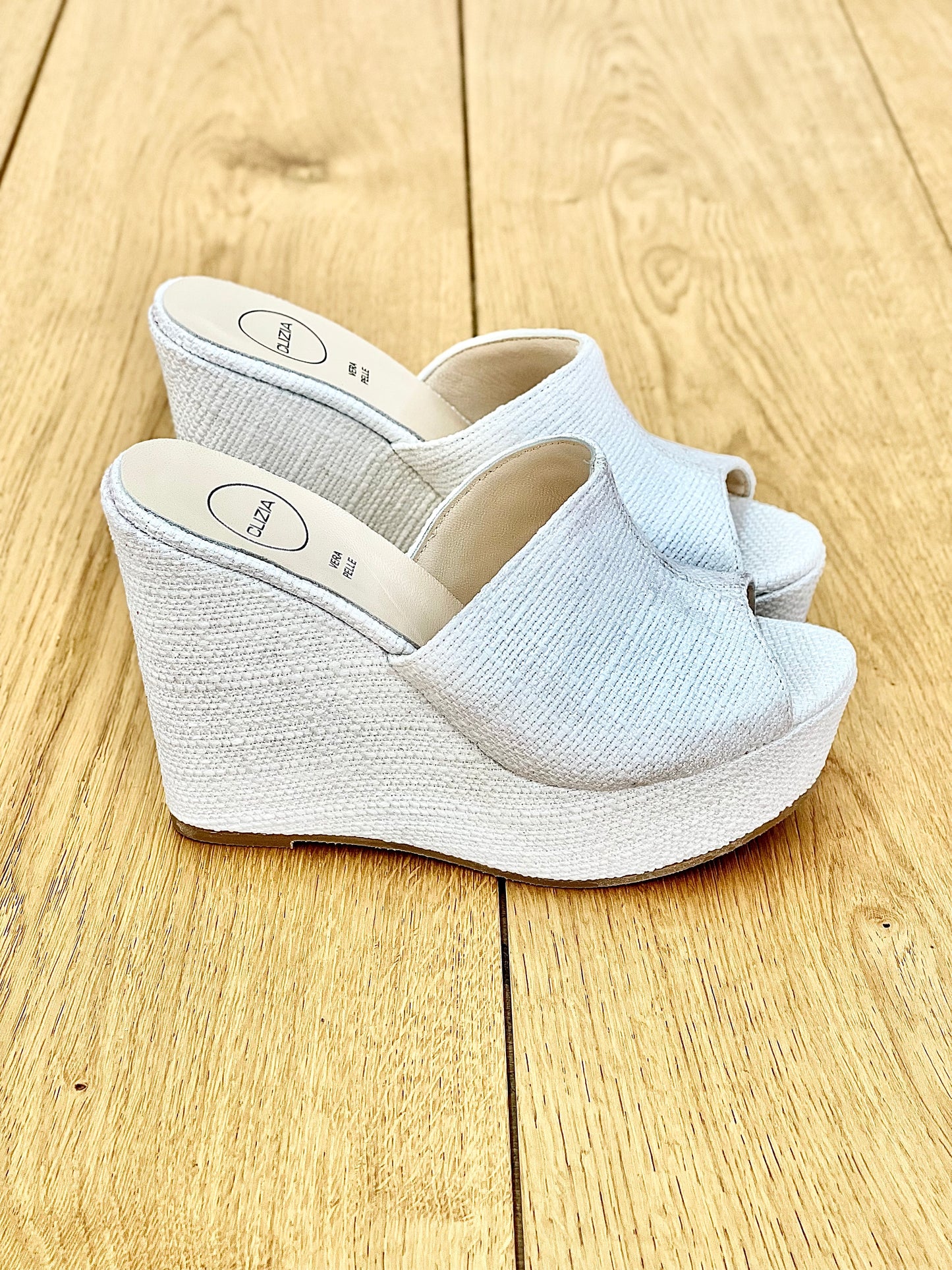 MIAMI CANVAS WHITE