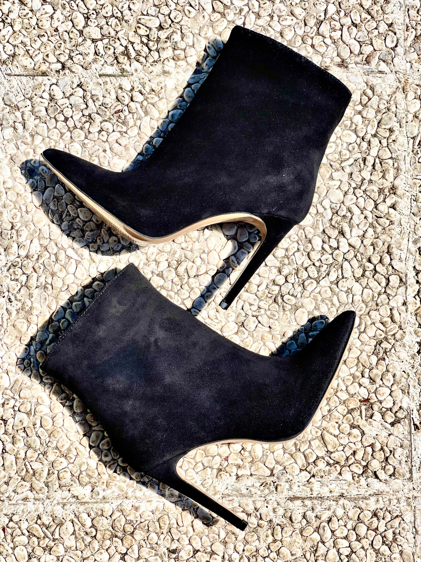 BAHIA BLACK SUEDE