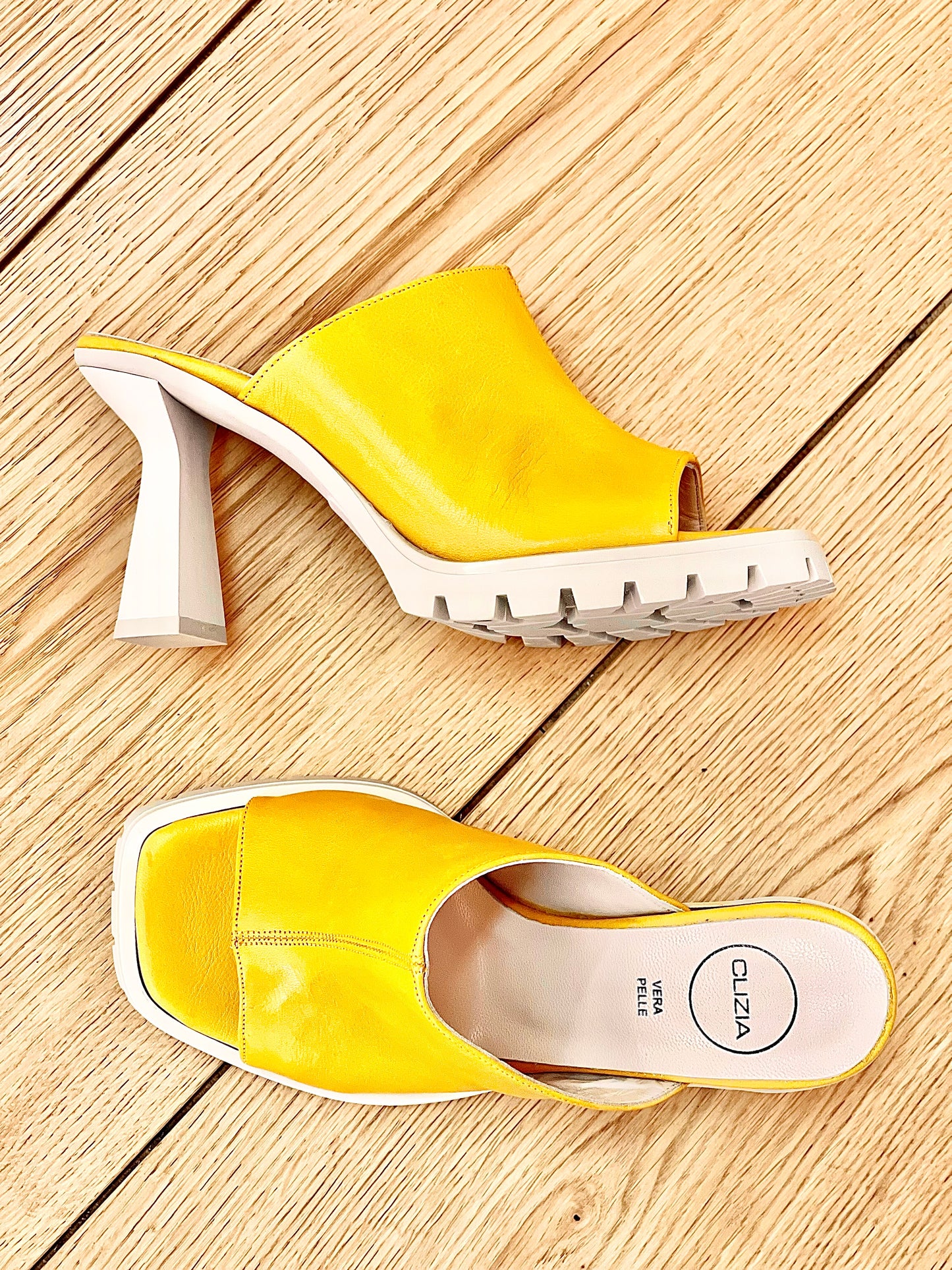 YELLOW WONDER