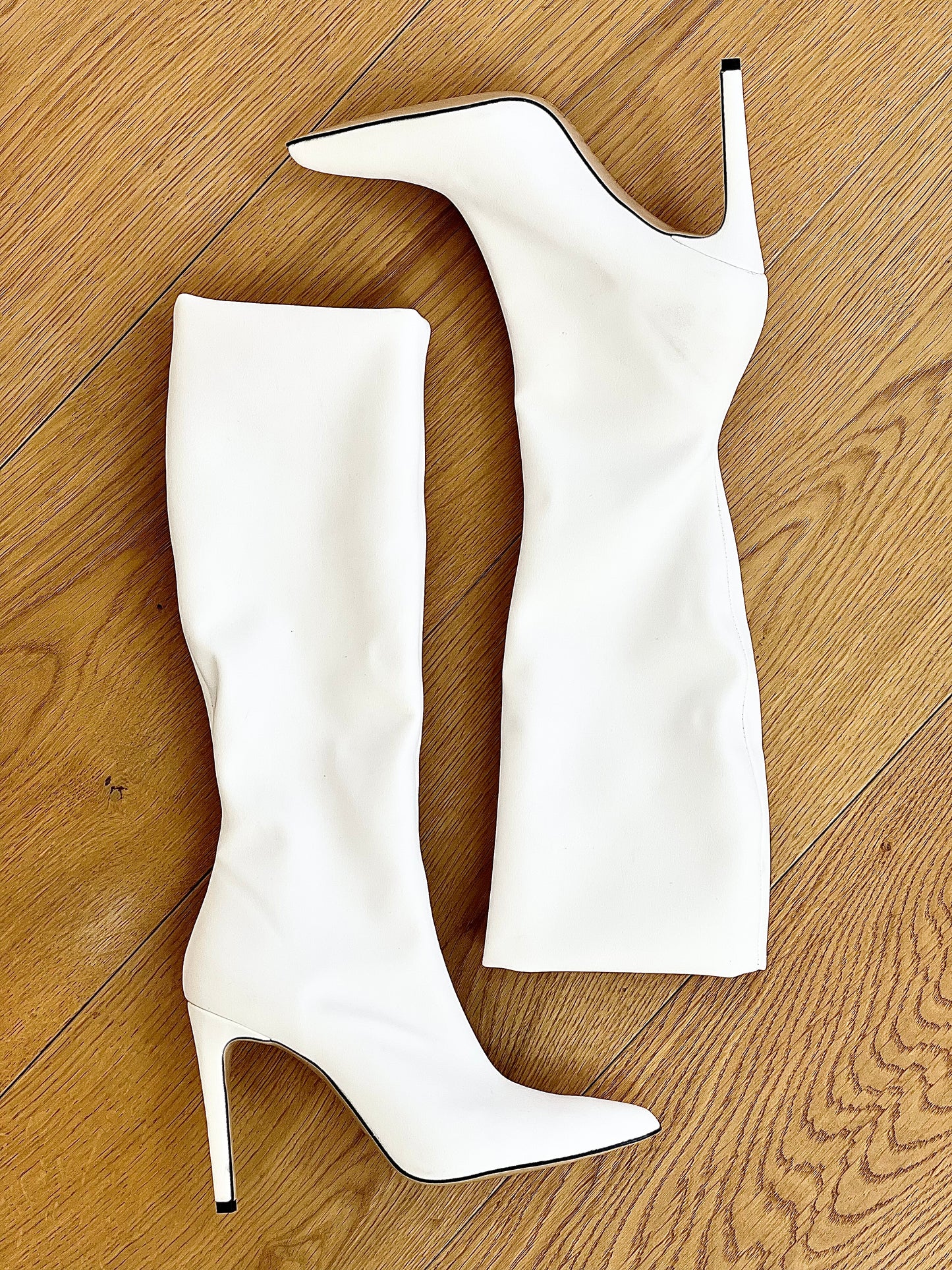 ESTER LEATHER WHITE