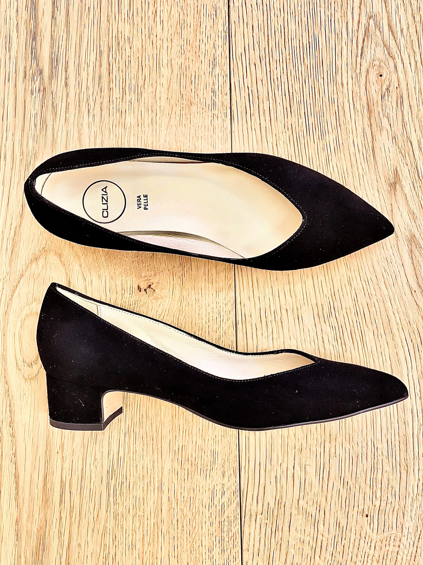 ADELE BLACK SUEDE