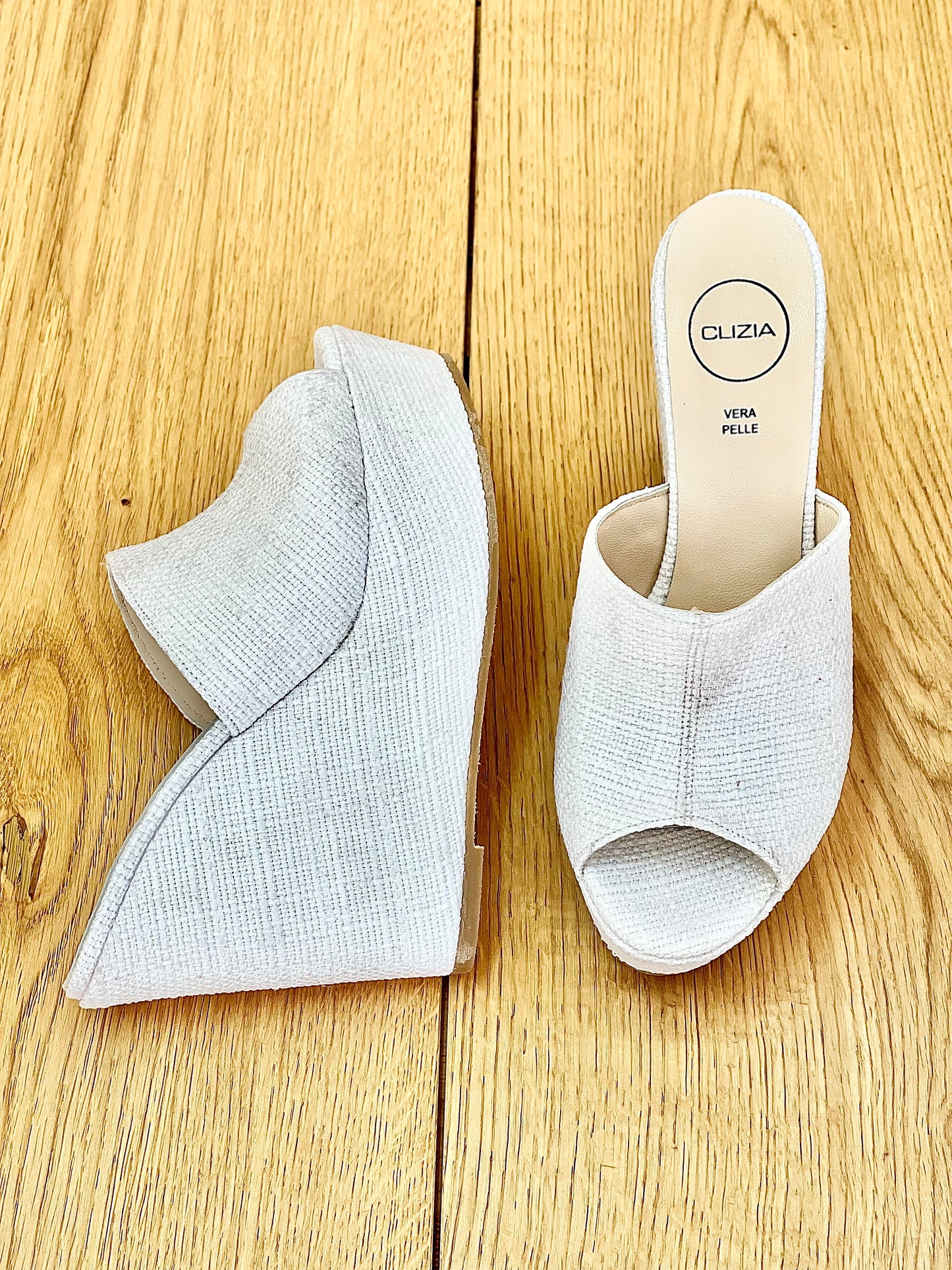MIAMI CANVAS WHITE