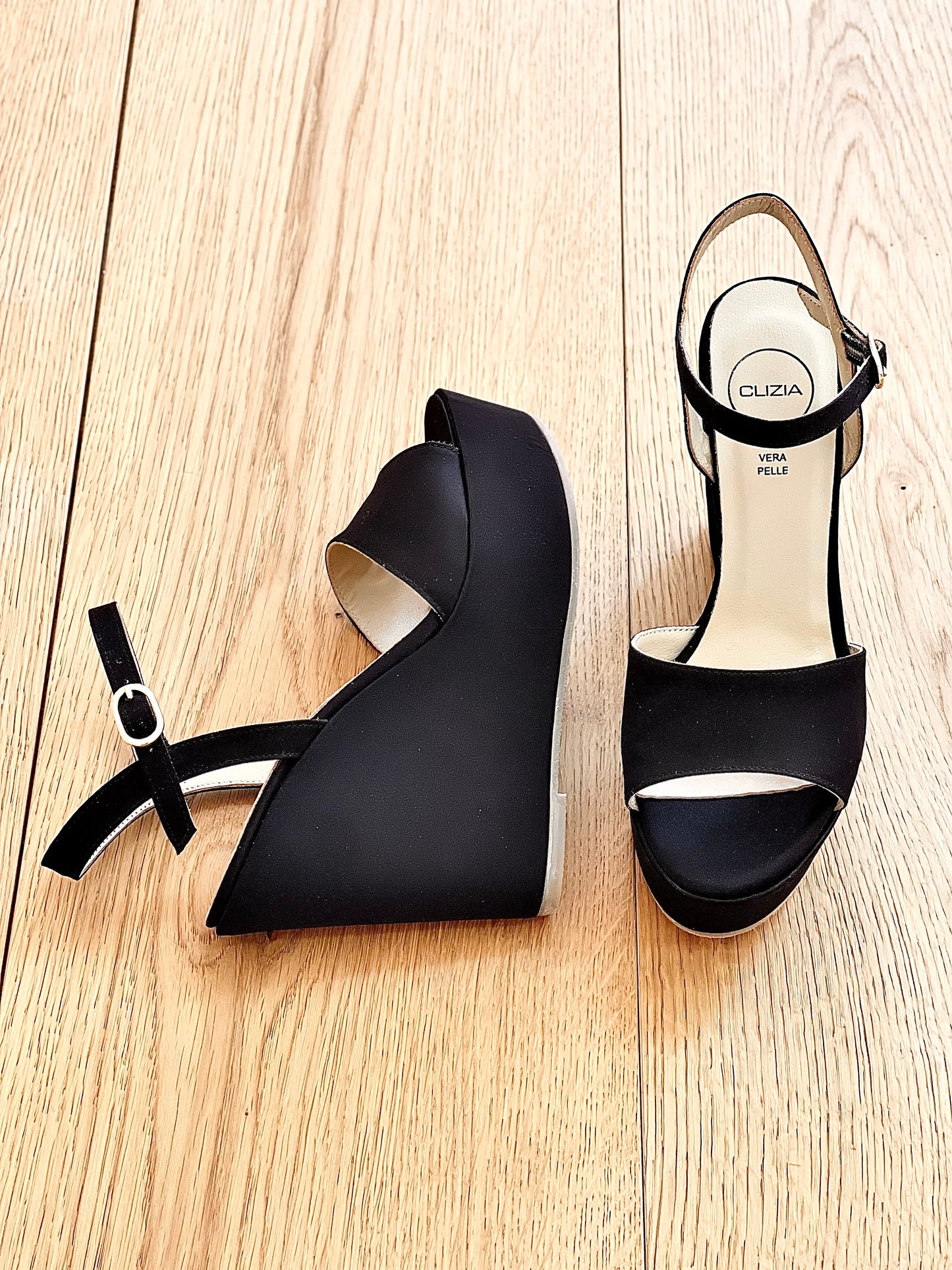 PAM BLACK SATIN