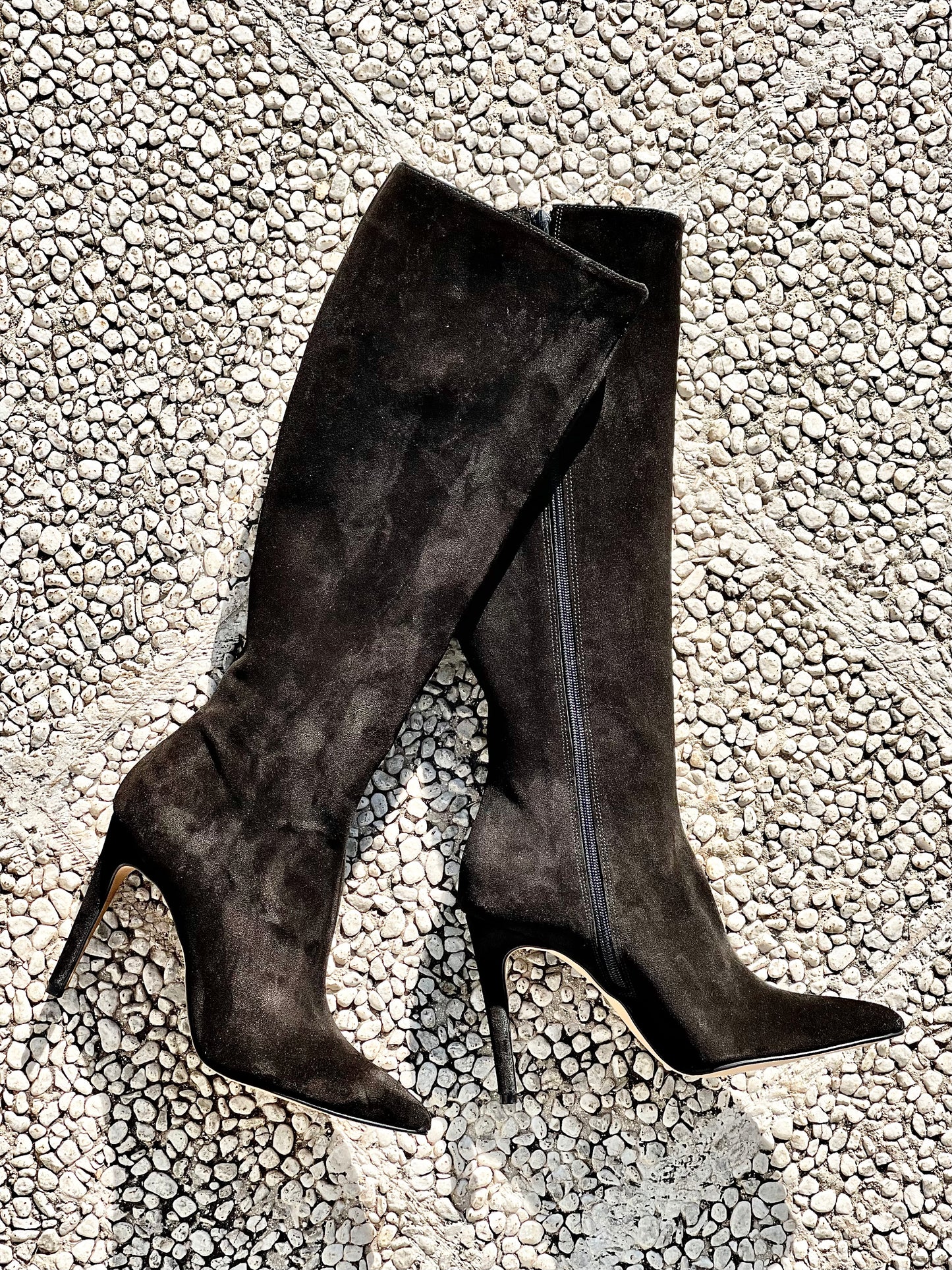KELLY BLACK SUEDE