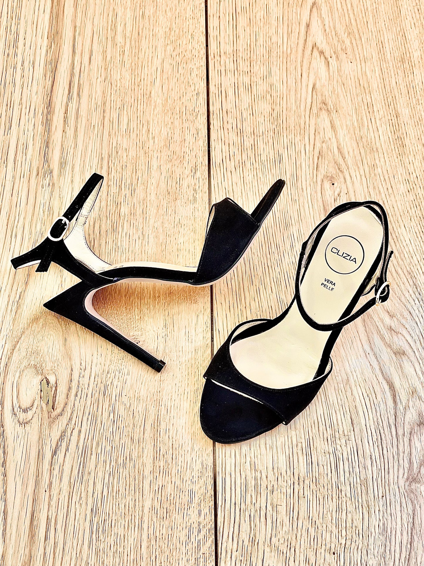 JODIE BLACK SUEDE