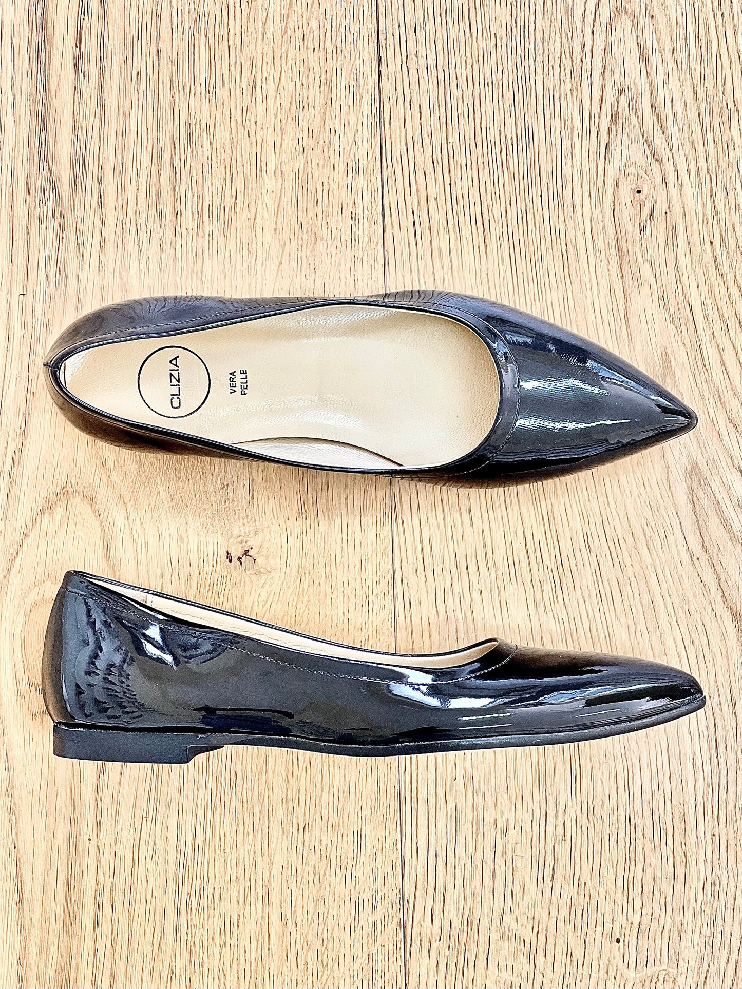 UMA BLACK PATENT LEATHER