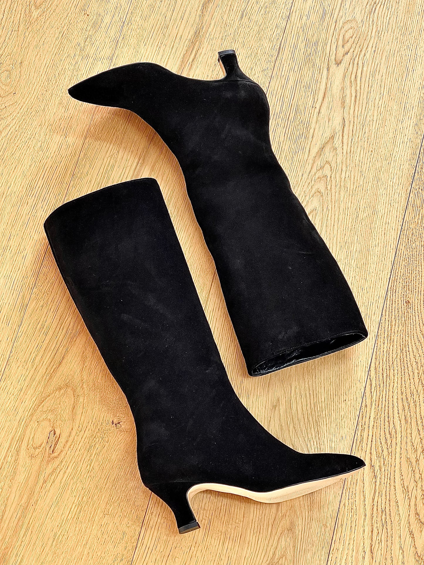 BLACK SUEDE MAGELLAN