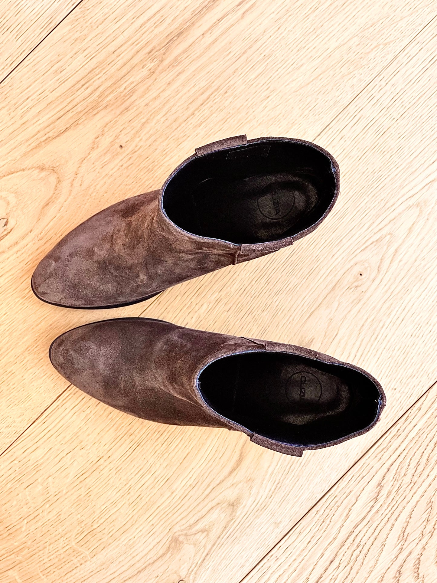 BROWN SUEDE TESSA