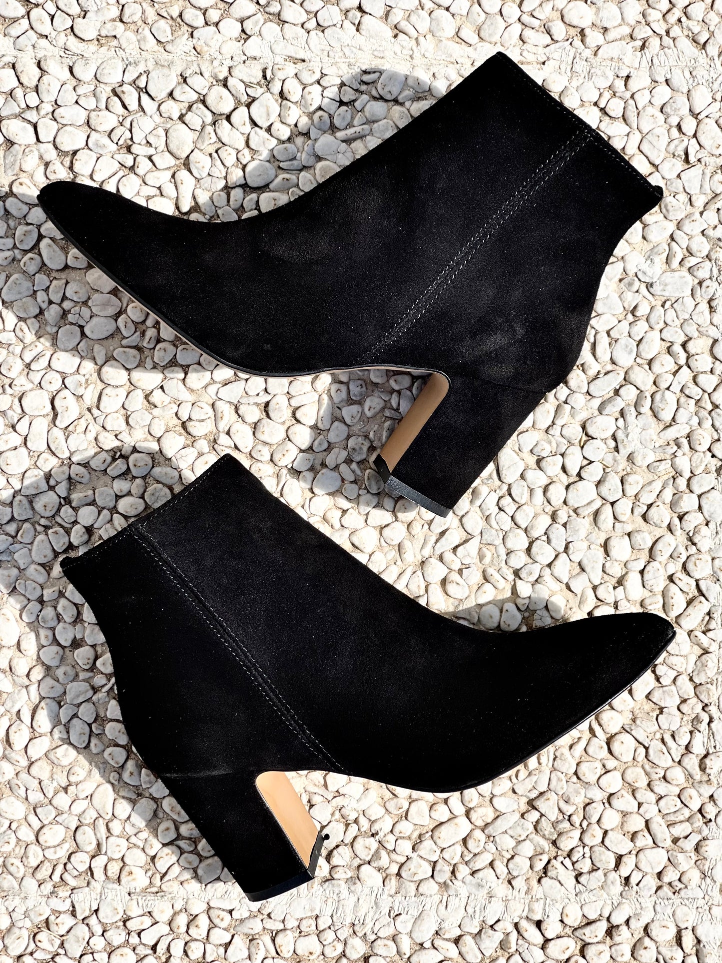 GEMINI BLACK SUEDE