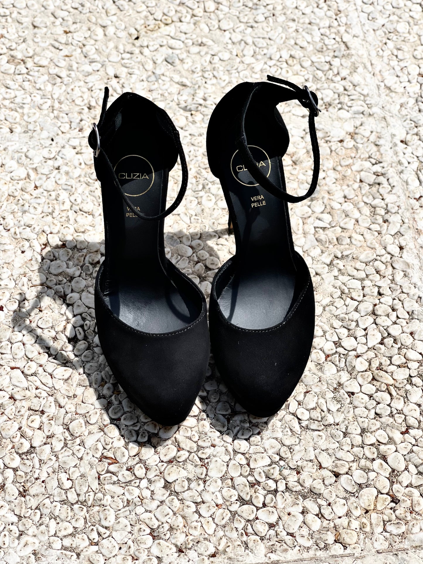 BLACK SUEDE ZELDA