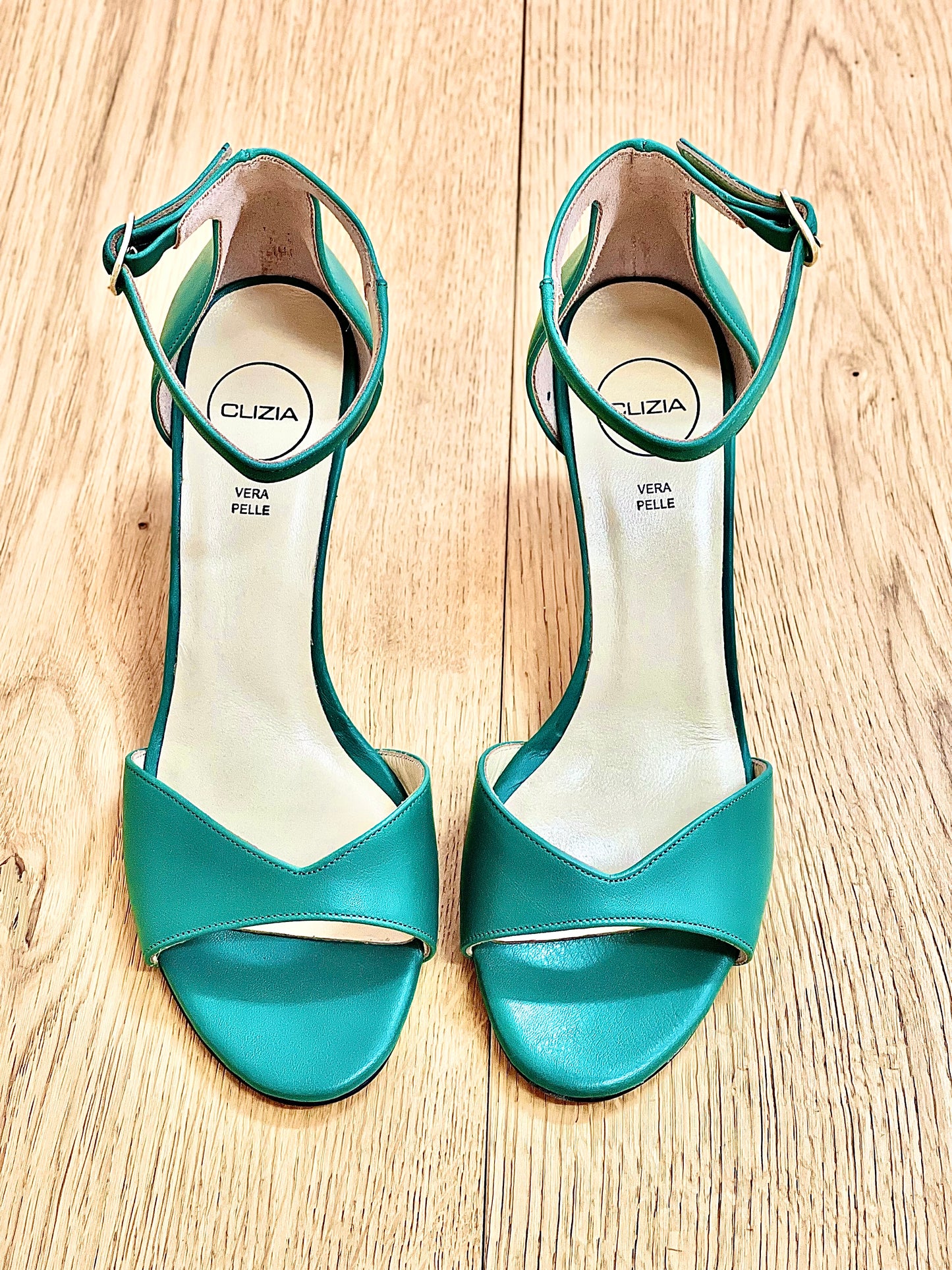 SHYLA GREEN LEATHER