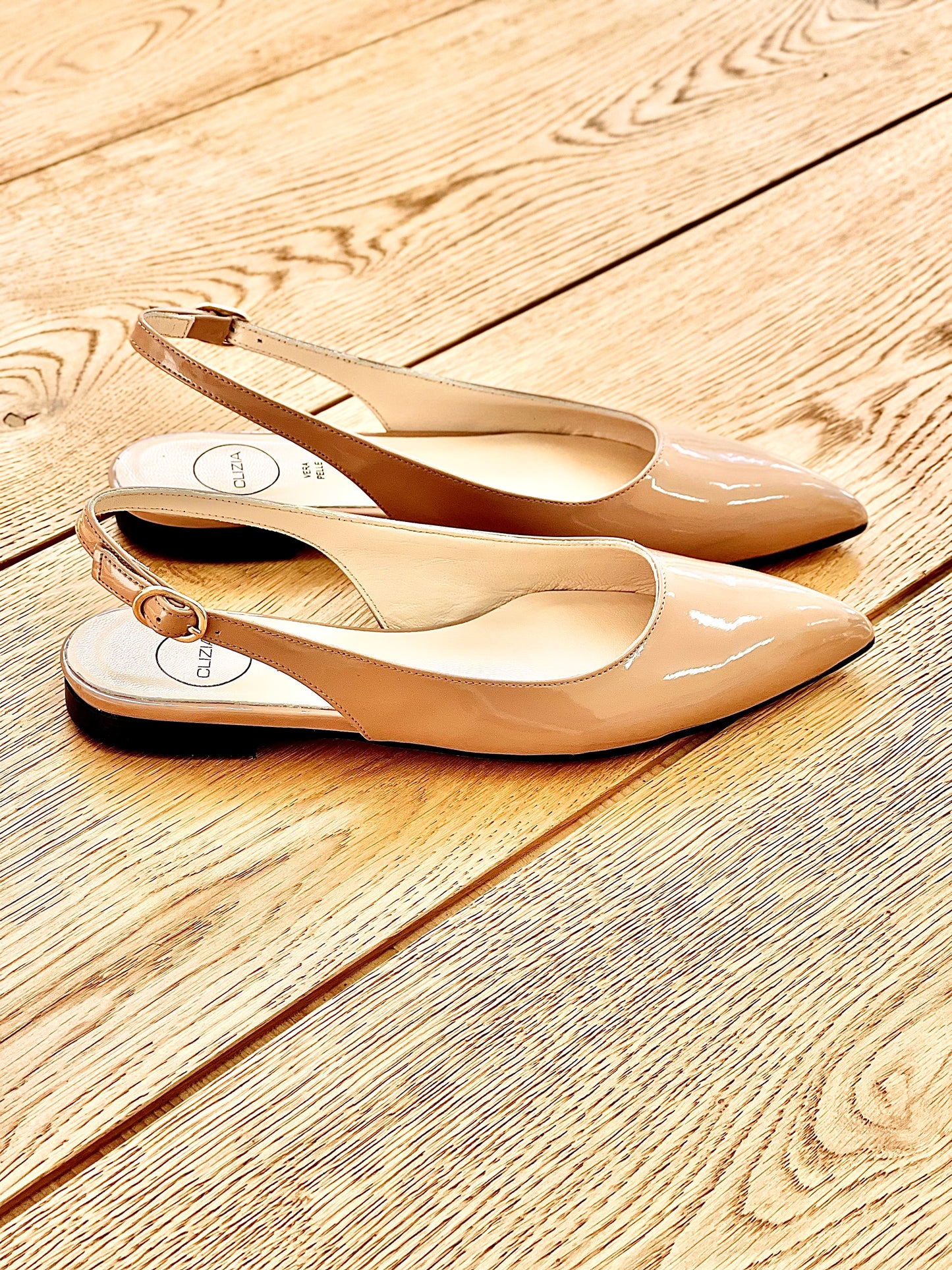DELIA NUDE PATENT LEATHER