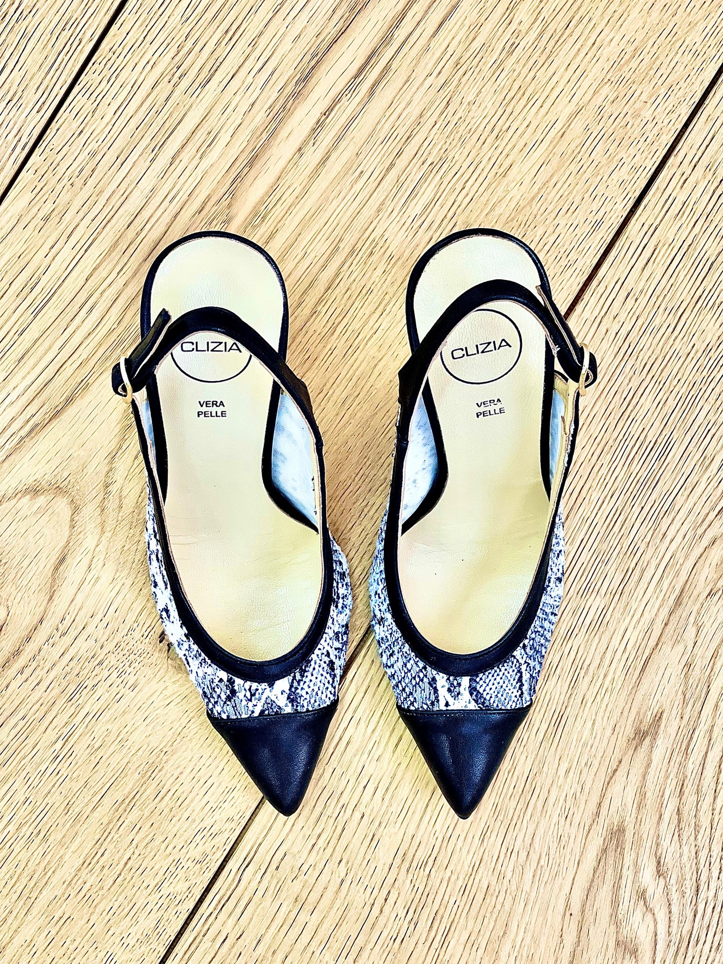 LEVANTE BLACK