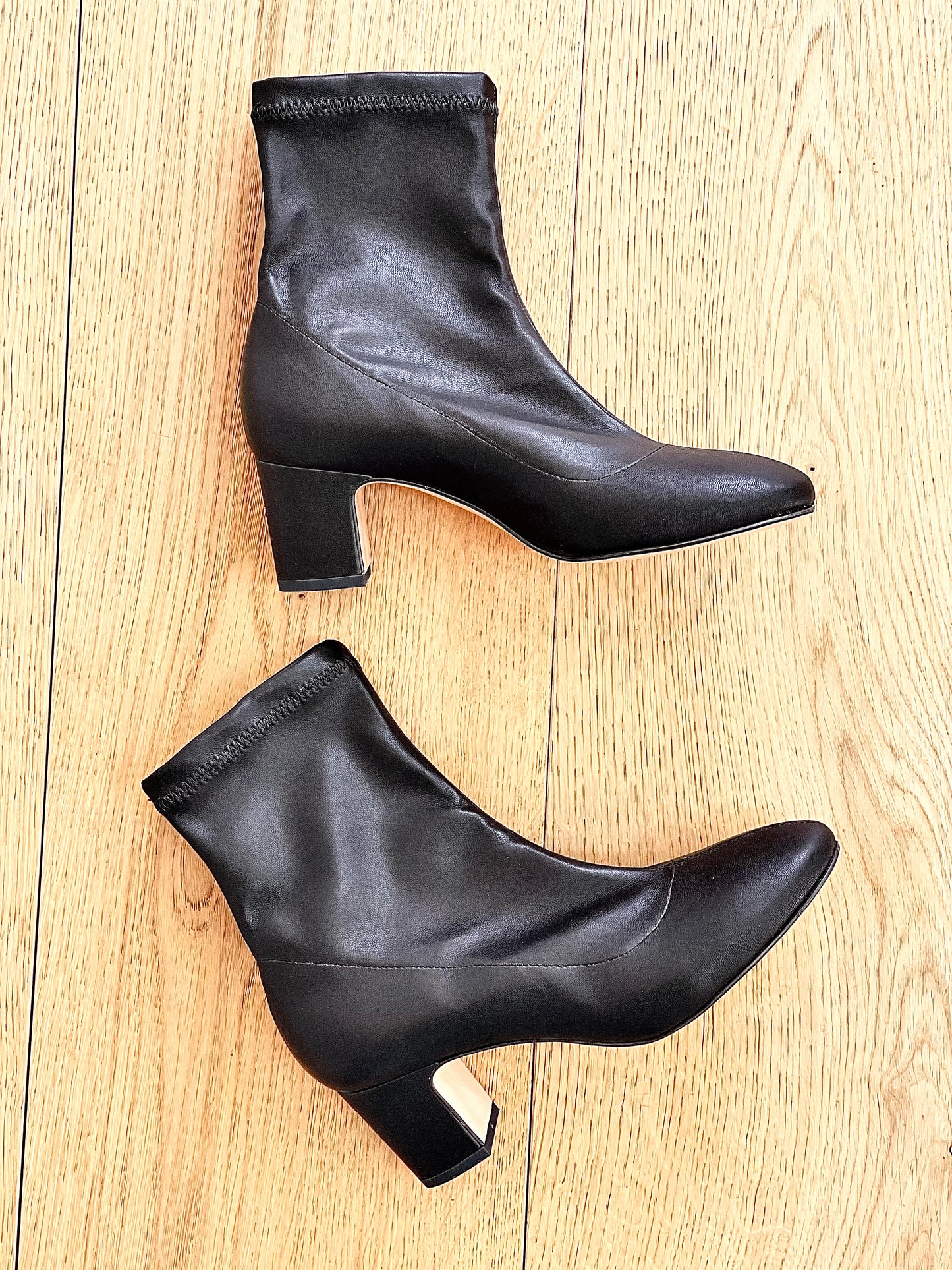 GENERATION BLACK LEATHER