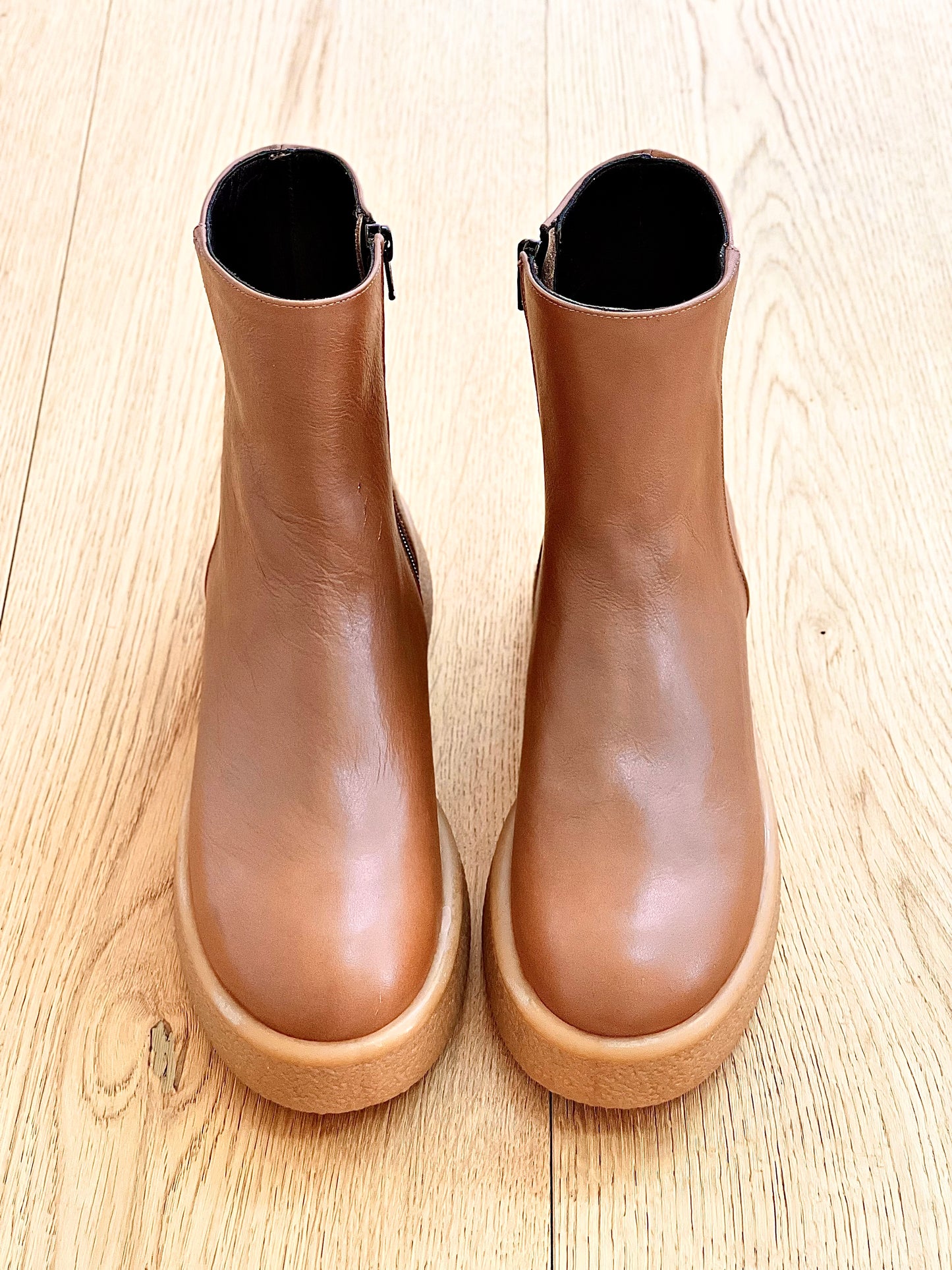 TRAVIS LEATHER COGNAC