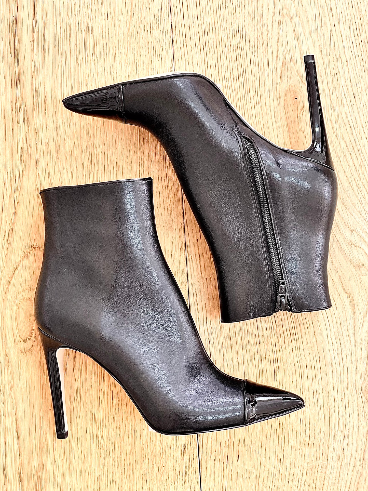 MAGDA LEATHER BLACK