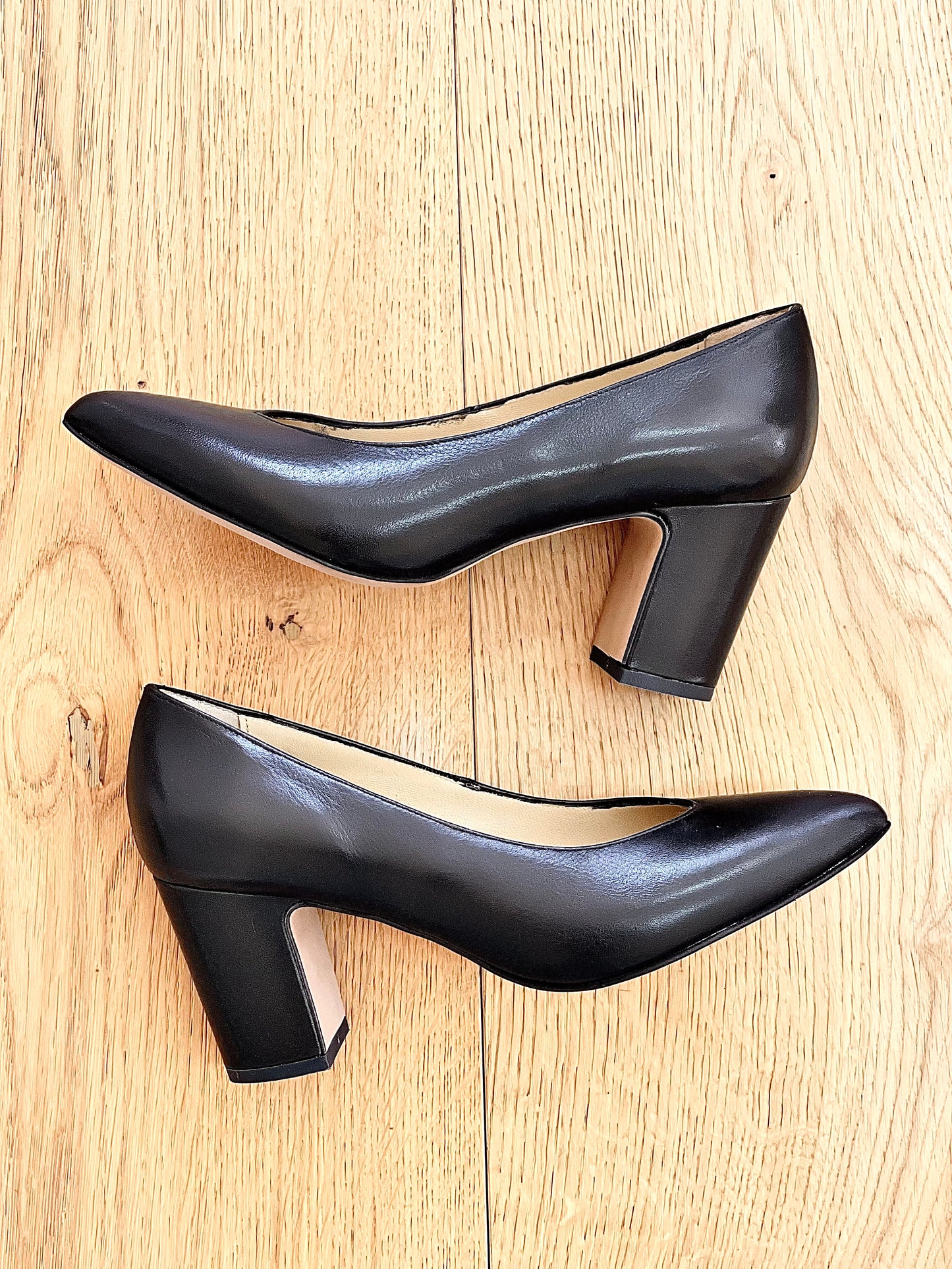 CONSUELO LEATHER BLACK