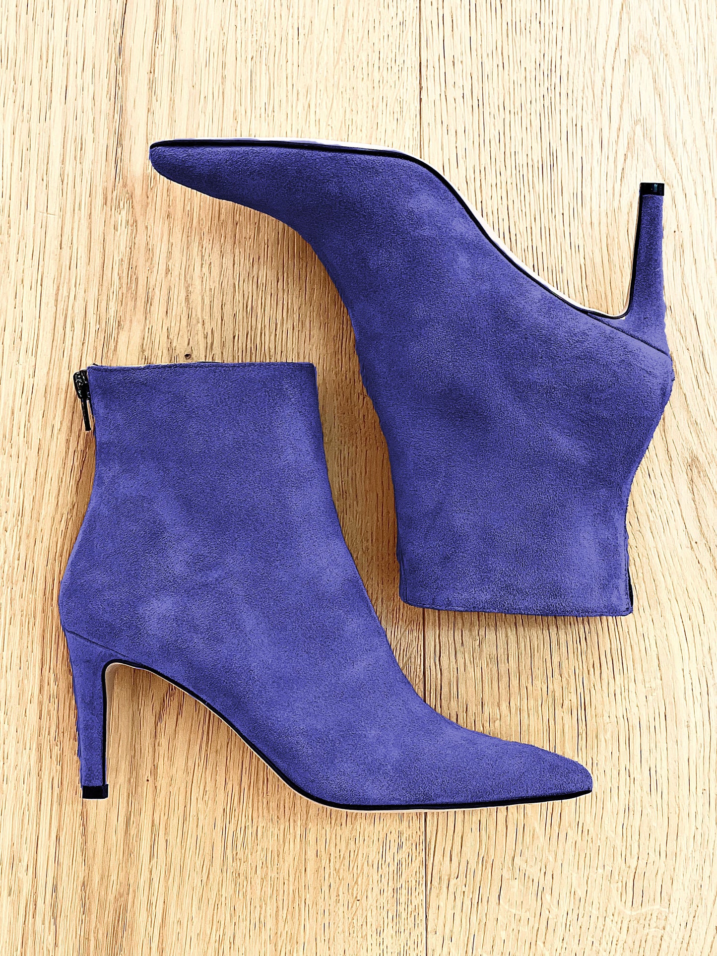 IRIS SUEDE BLUE