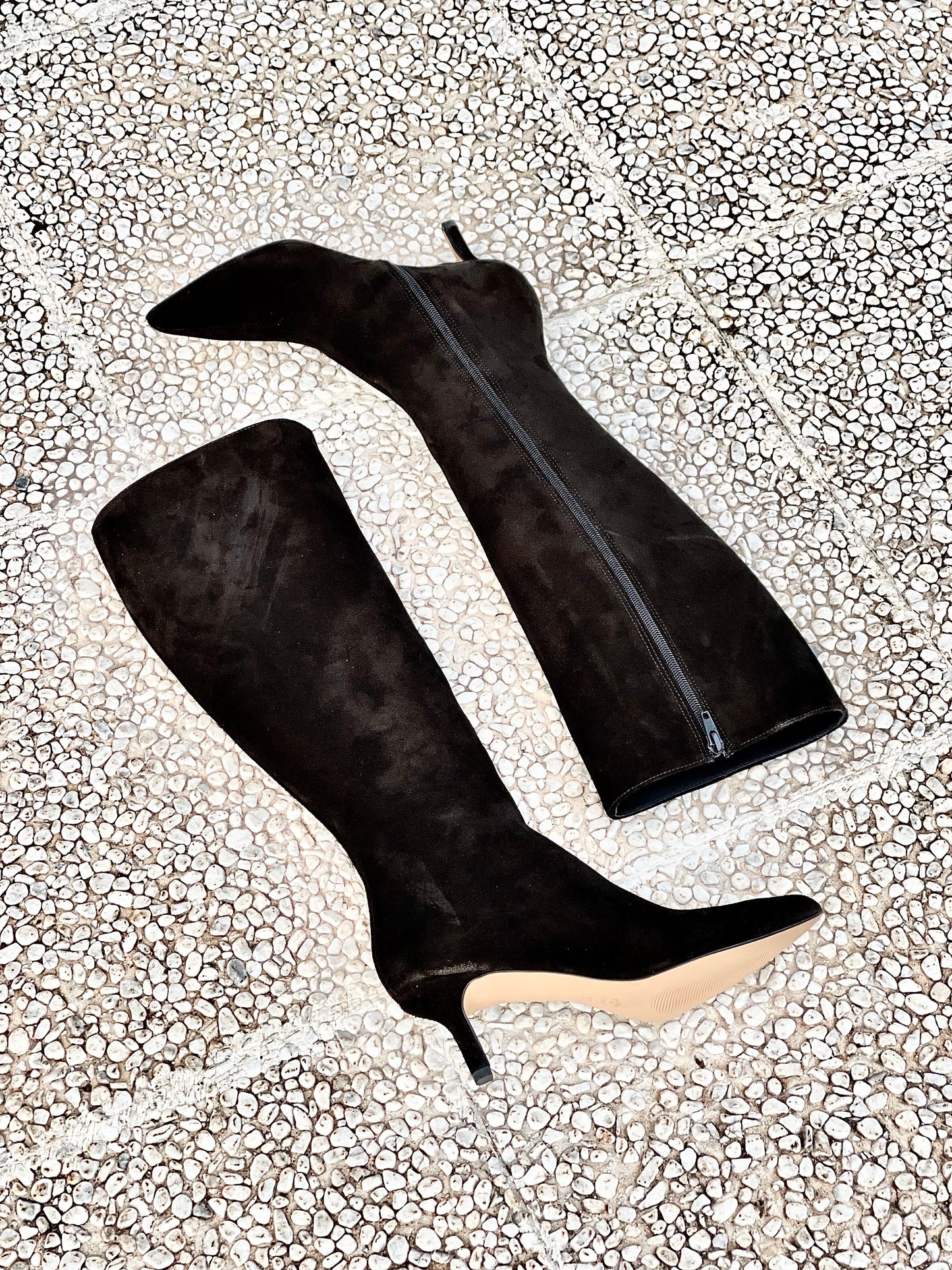 CANDY BLACK SUEDE