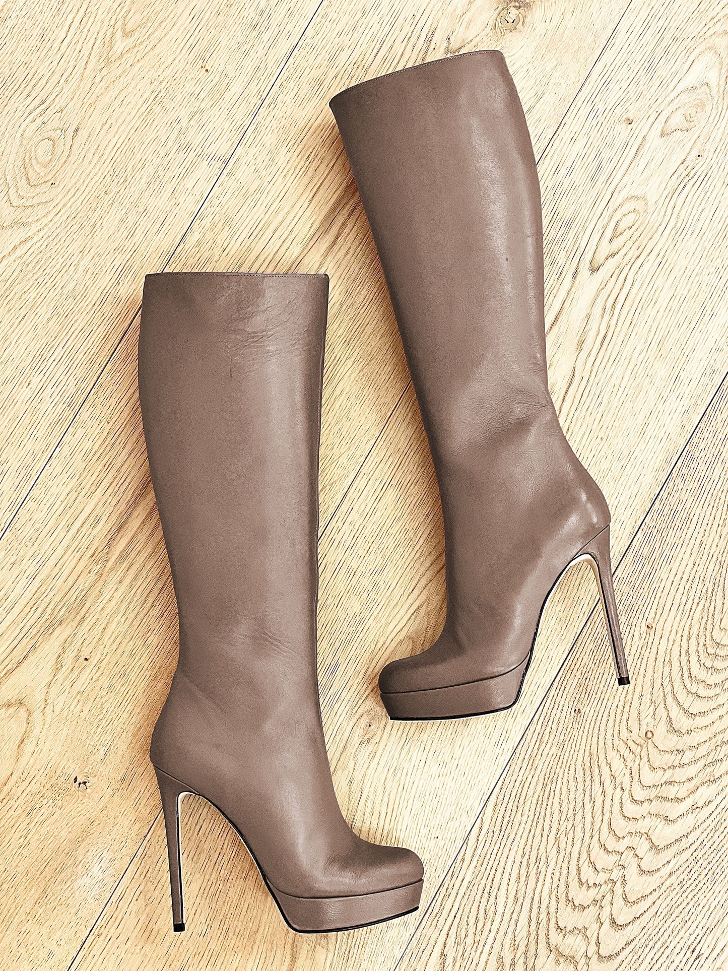 URSULA TAUPE LEATHER