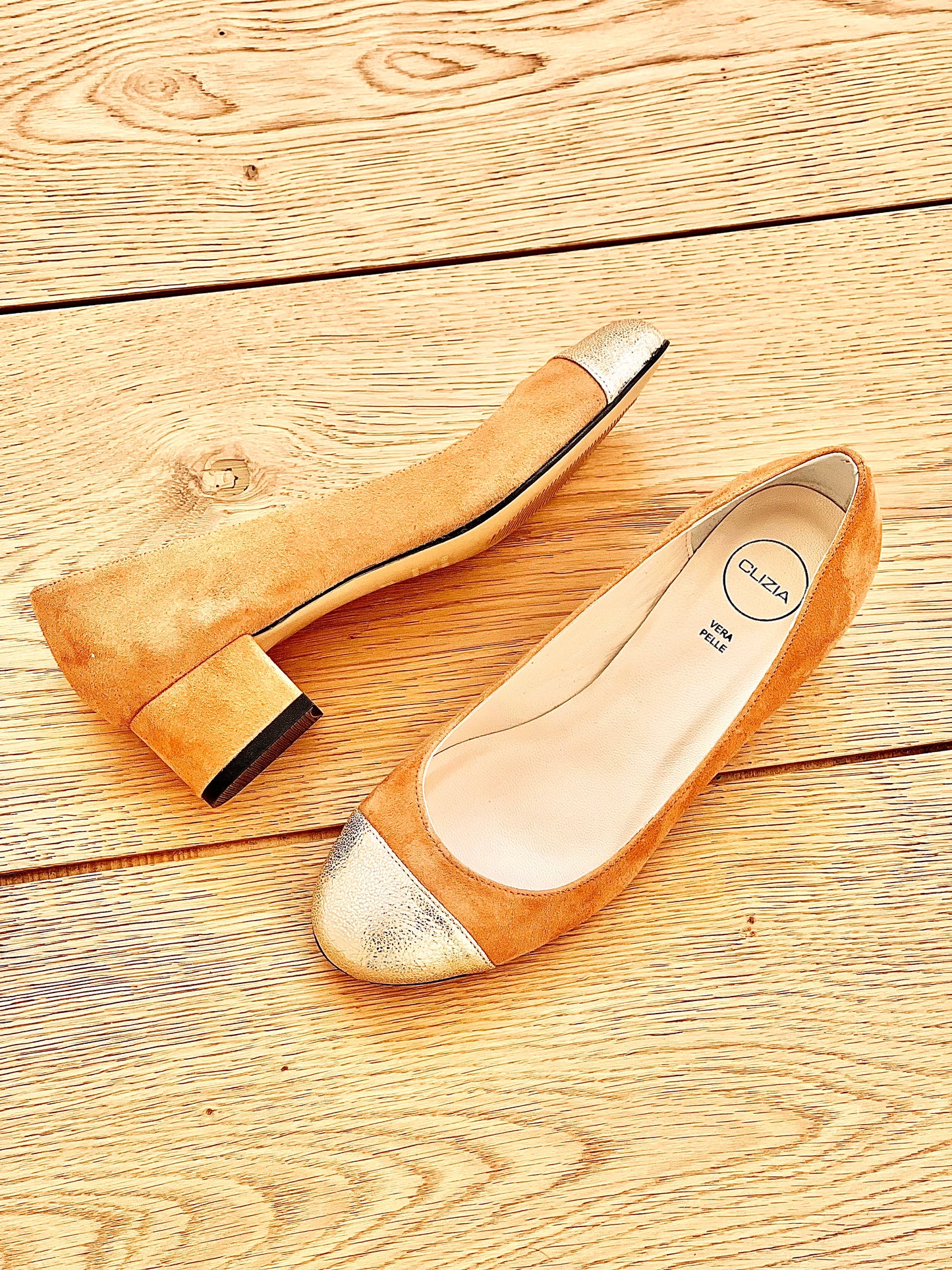 PAOLA SUEDE LEATHER