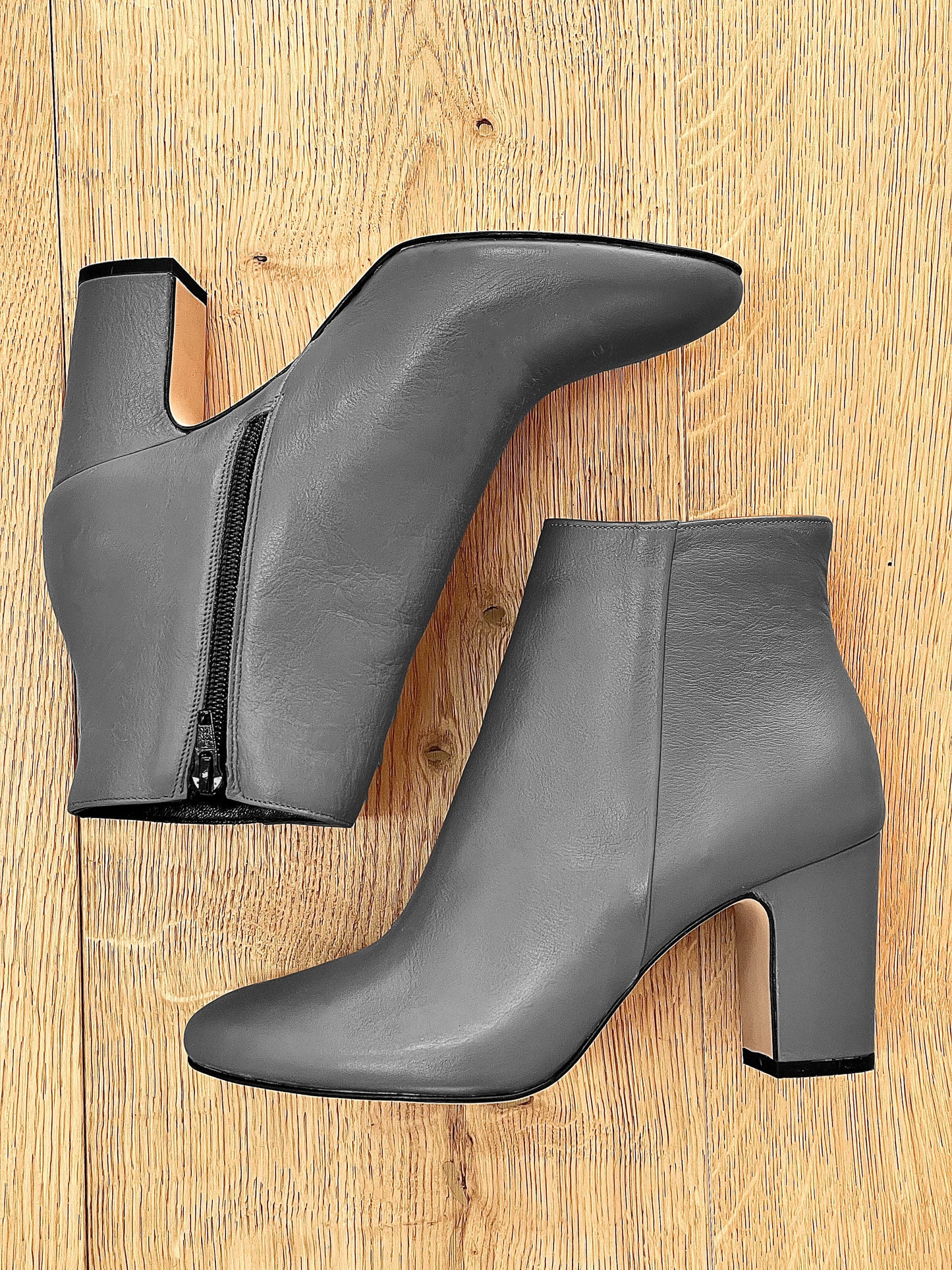 ROMA LEATHER GRAY