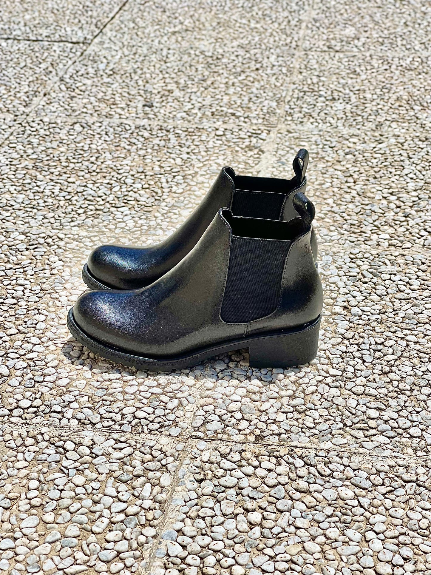 KEN BLACK LEATHER
