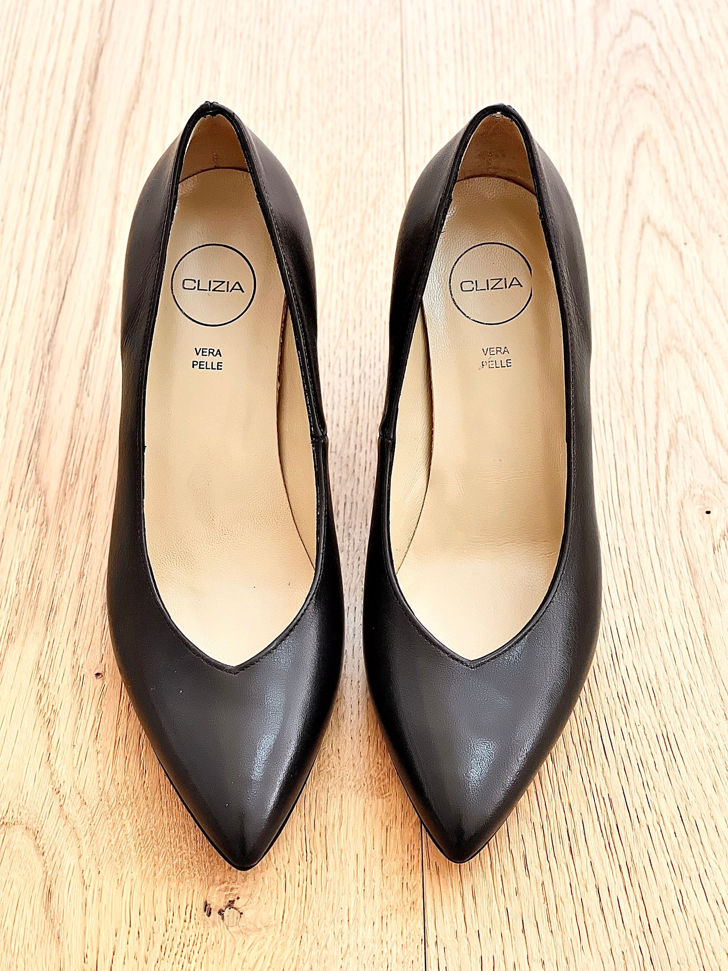CONSUELO LEATHER BLACK