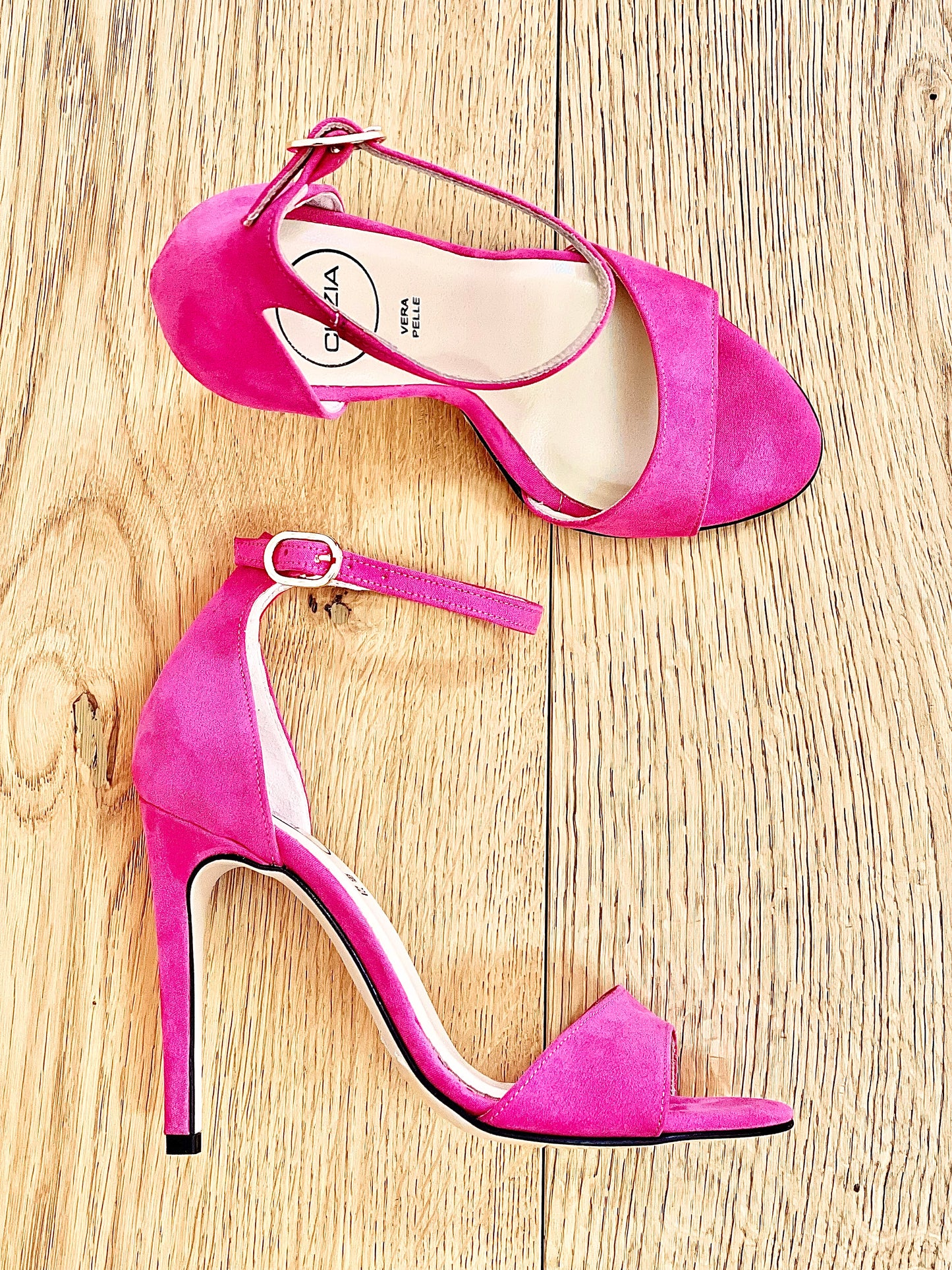 DANA SUEDE FUCHSIA