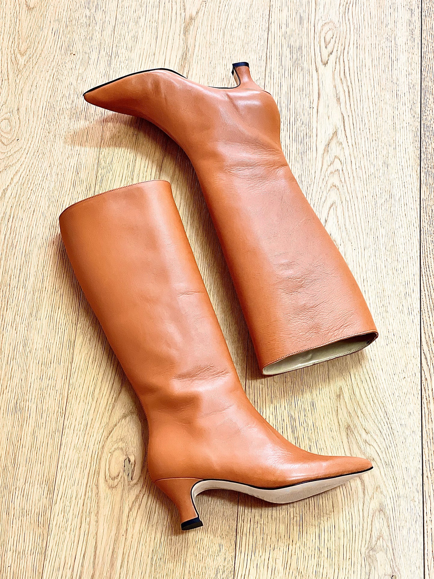 MAGELLAN LEATHER