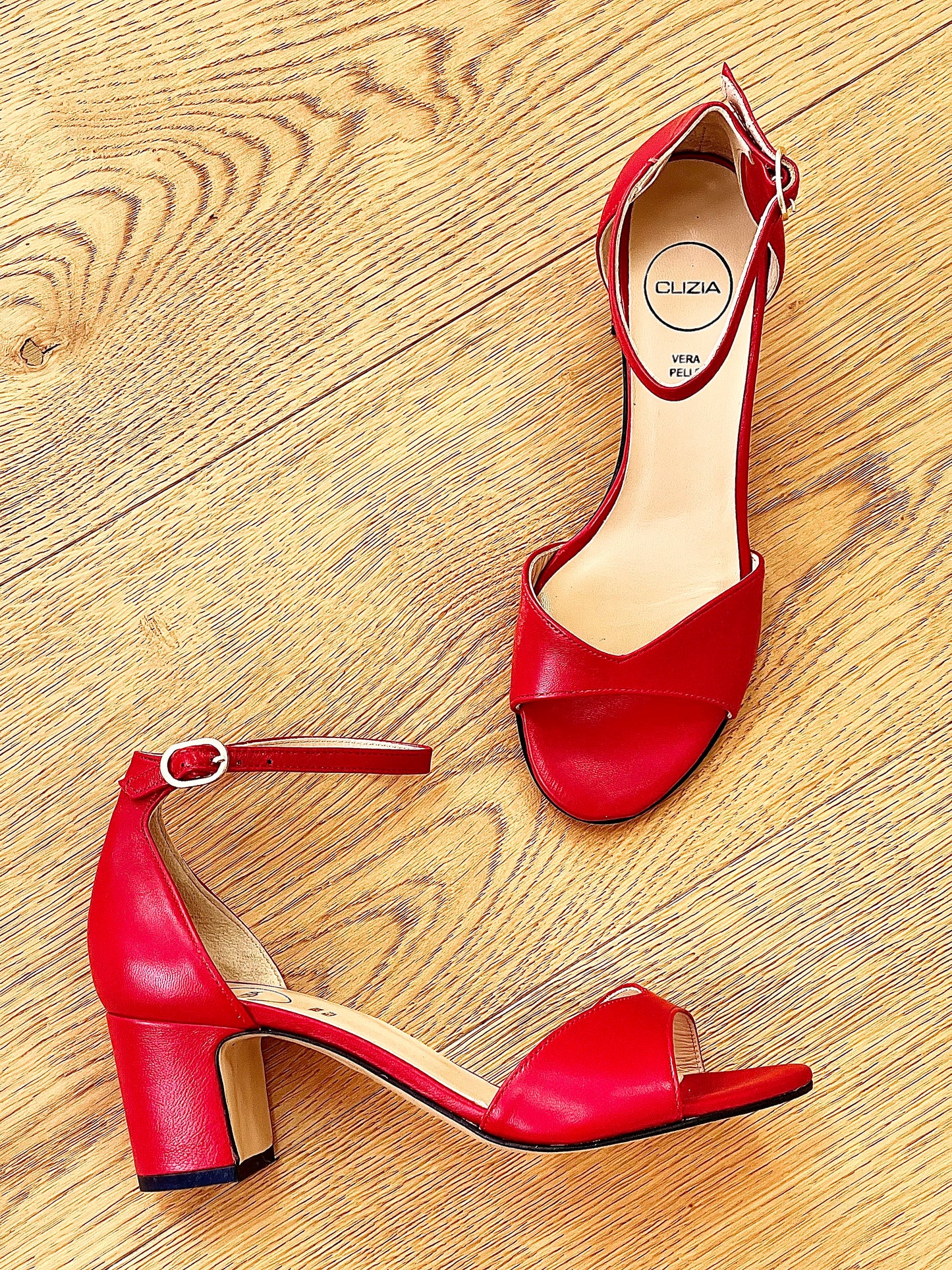 SCARLETT LEATHER RED