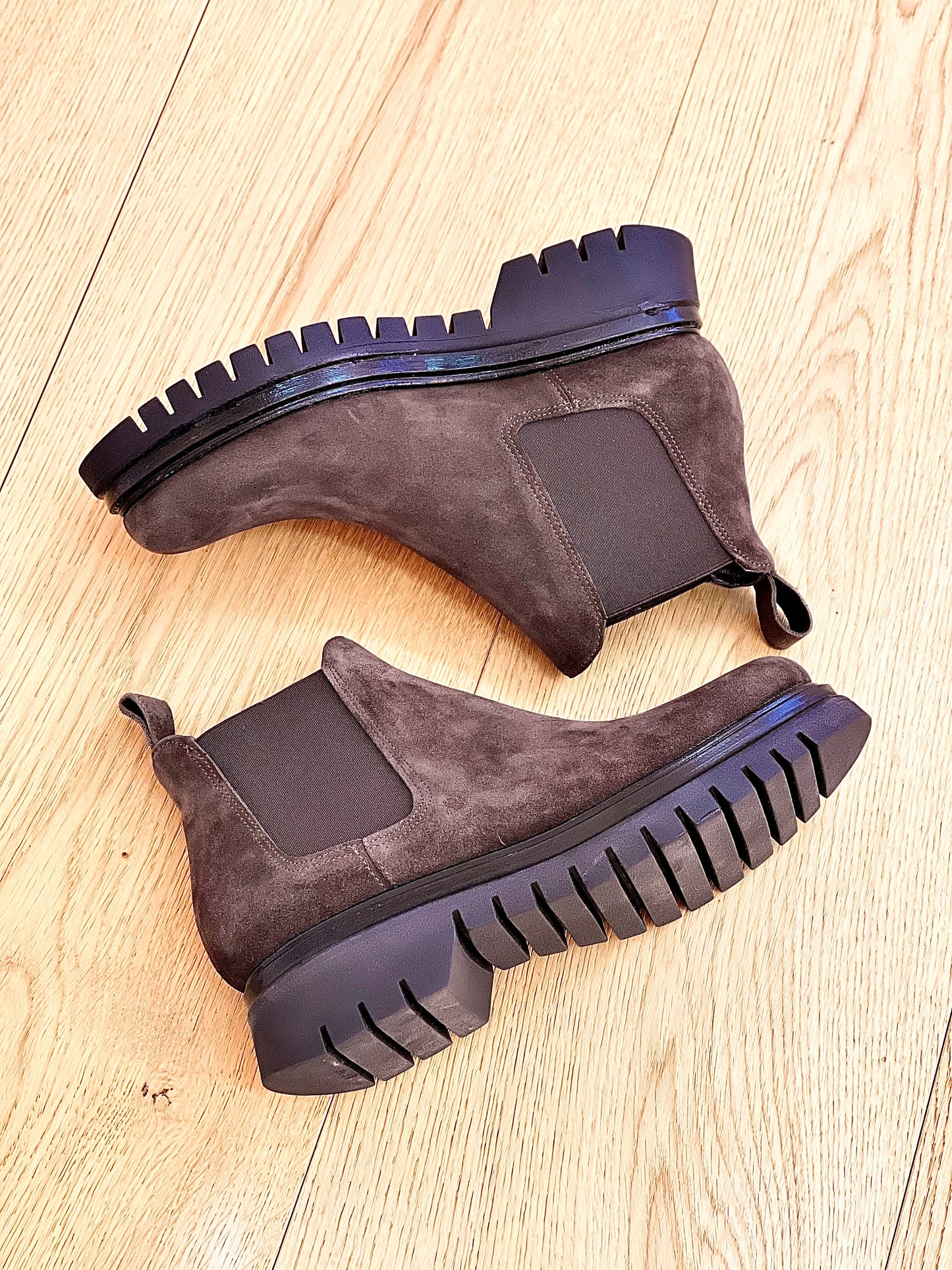 RAIDE SUEDE BROWN