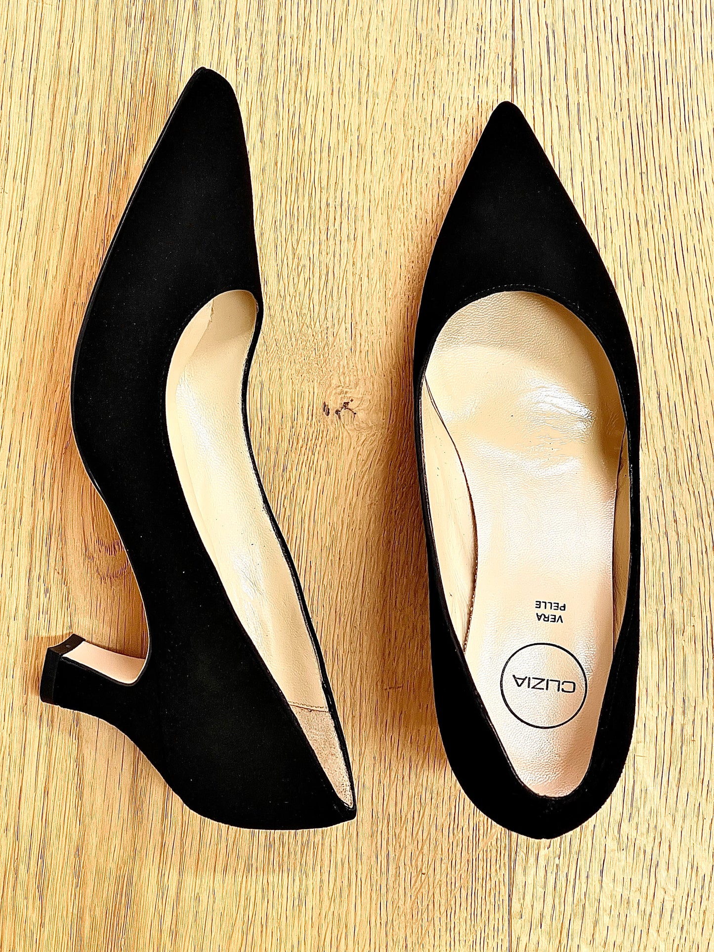 BLACK SUEDE DANCE