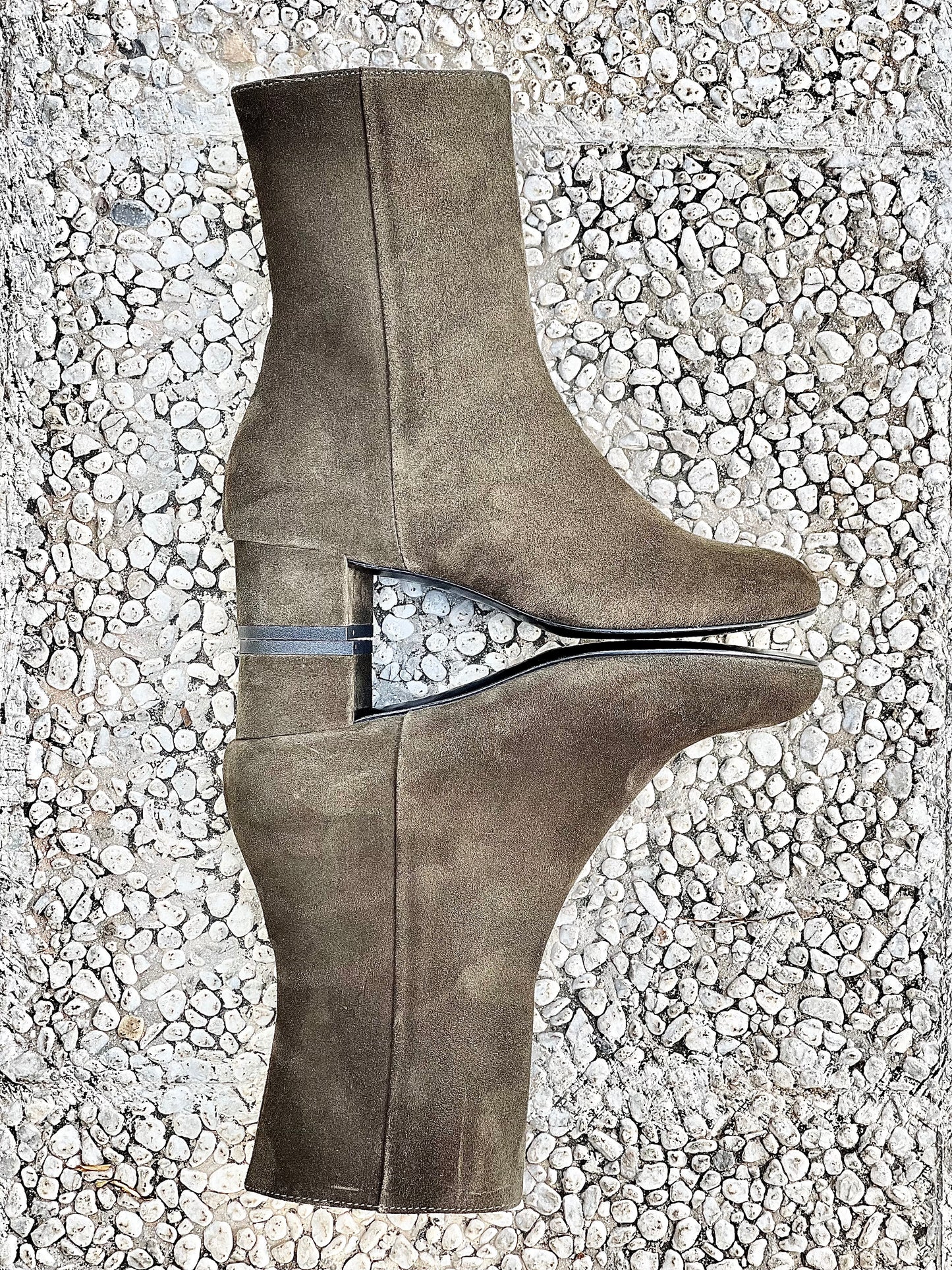 MAXIM KHAKI SUEDE