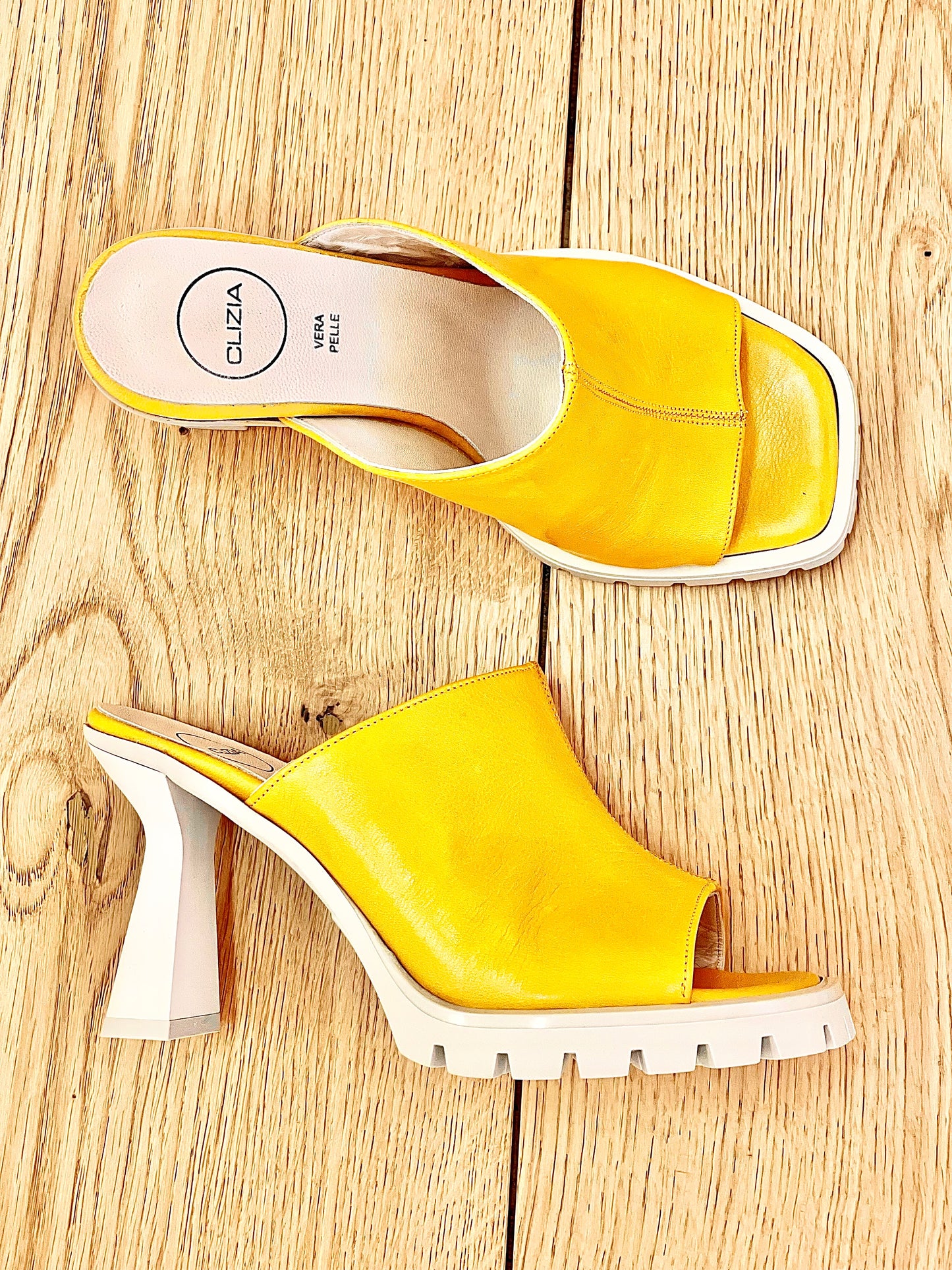 YELLOW WONDER