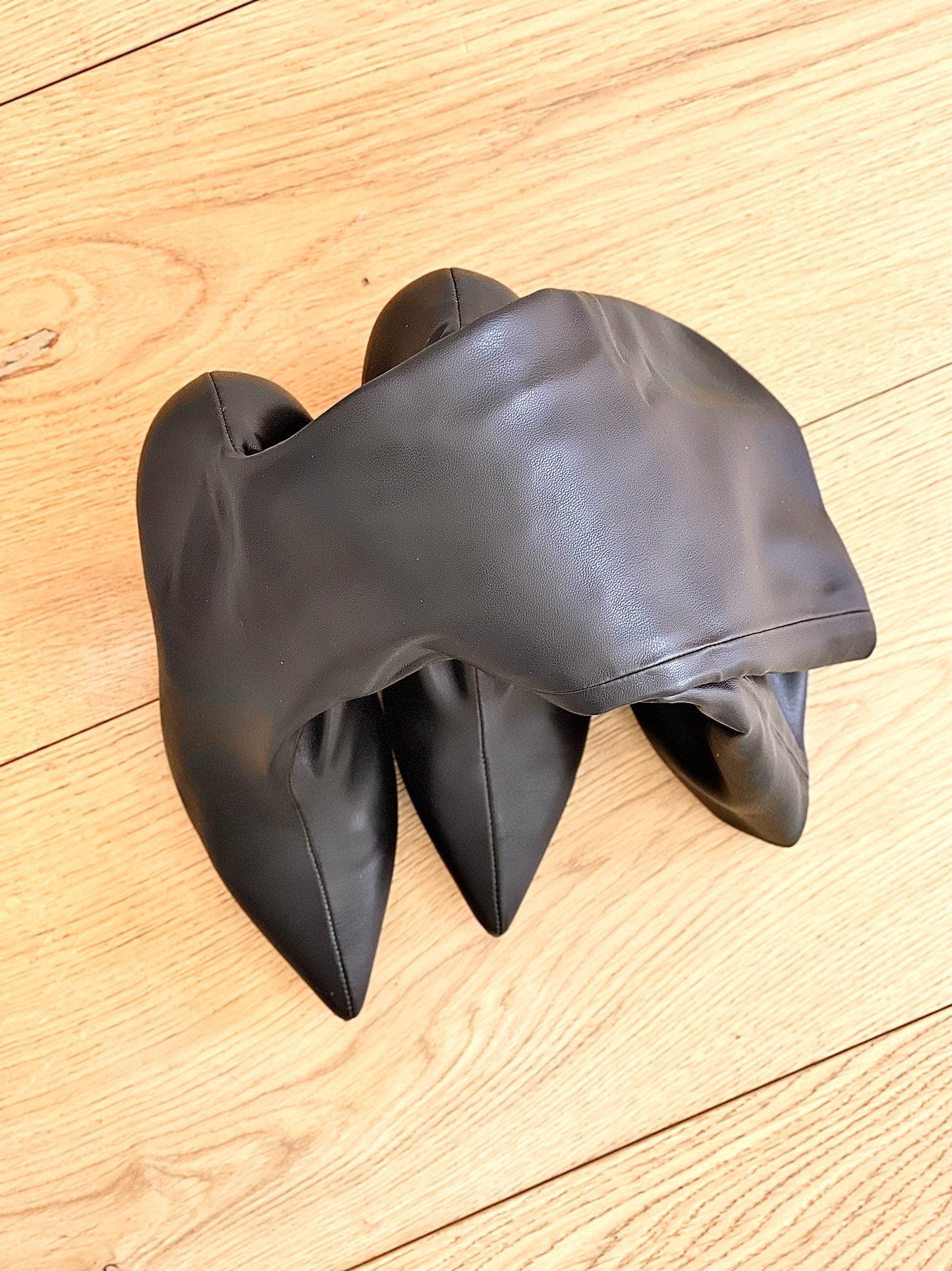 ESTER LEATHER BLACK