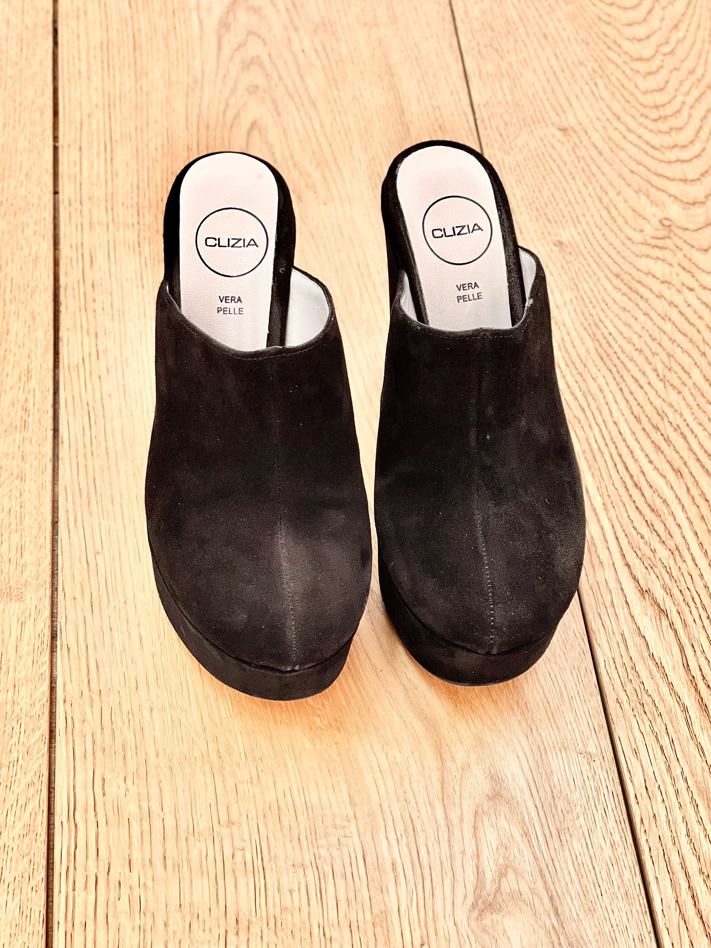 ZAKI BLACK SUEDE