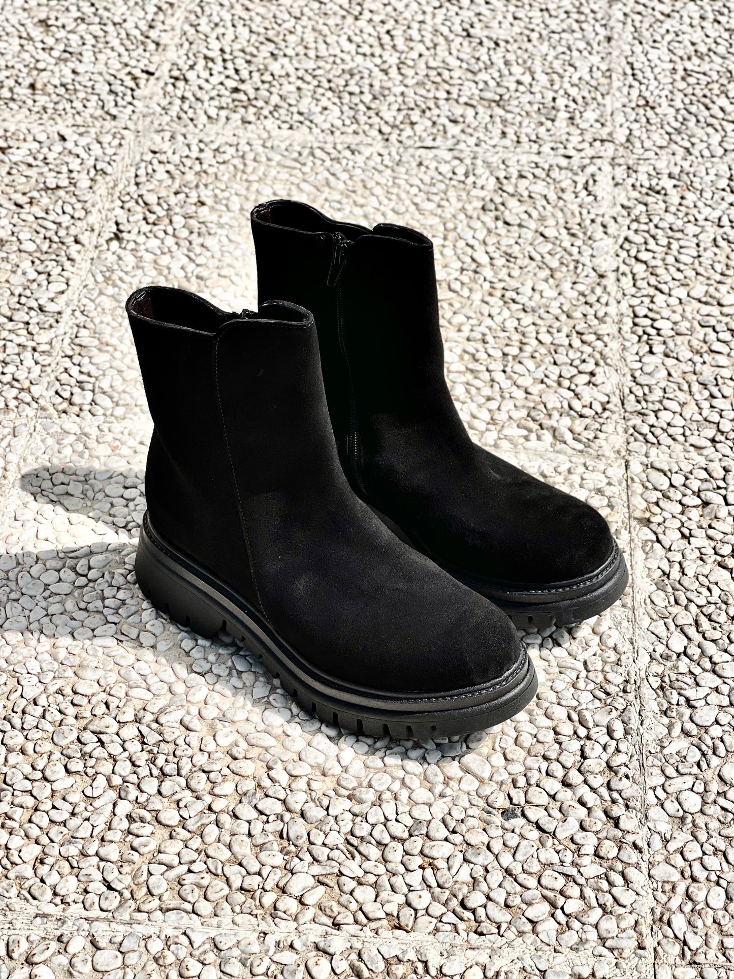JIL BLACK SUEDE