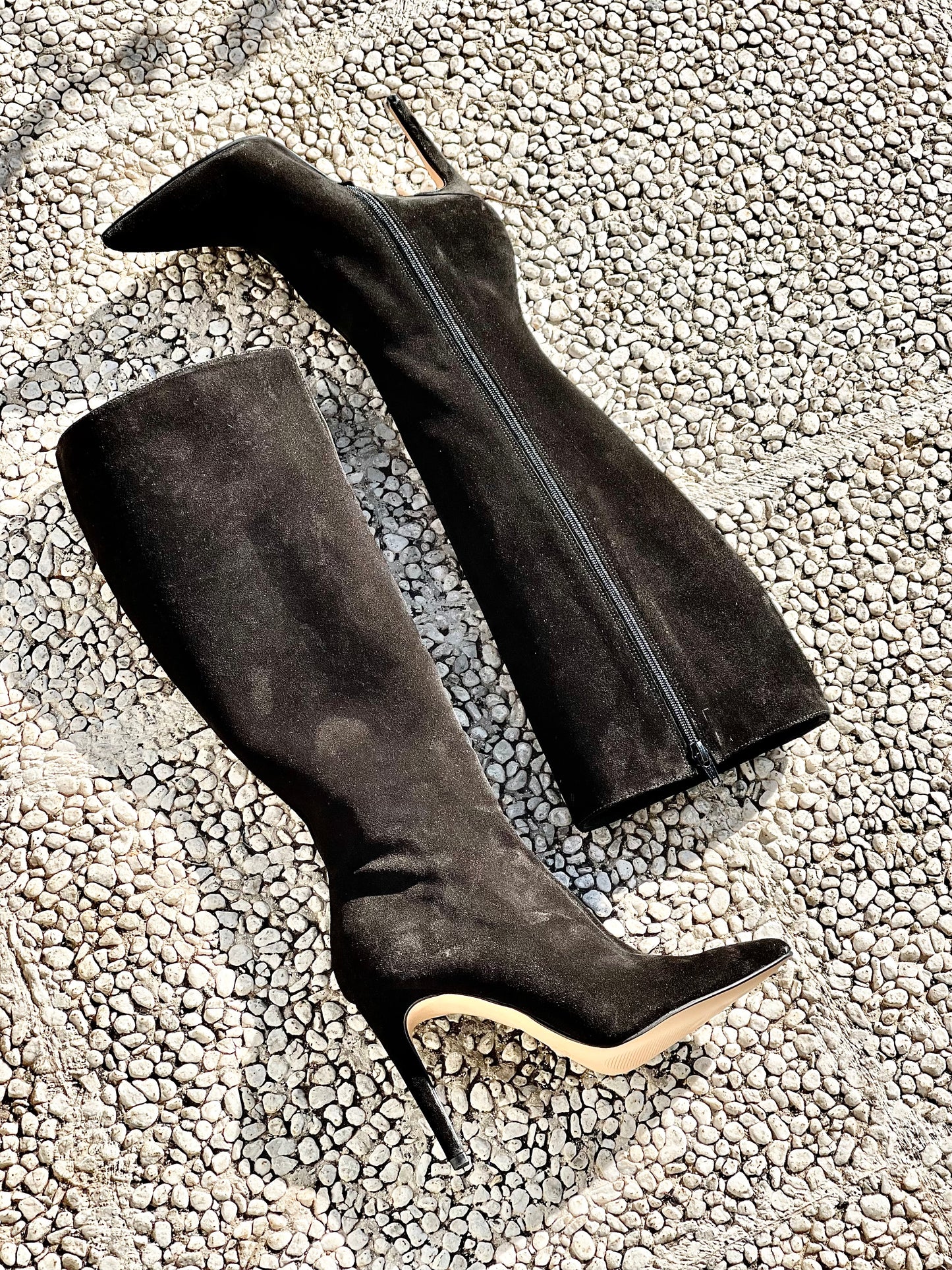 KELLY BLACK SUEDE
