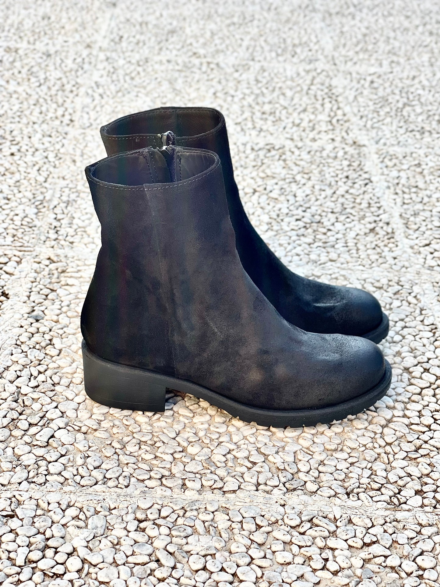 SIRIO BLACK SUEDE