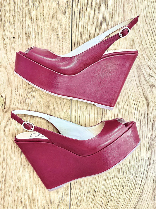 CARACAS BURGUNDY LEATHER